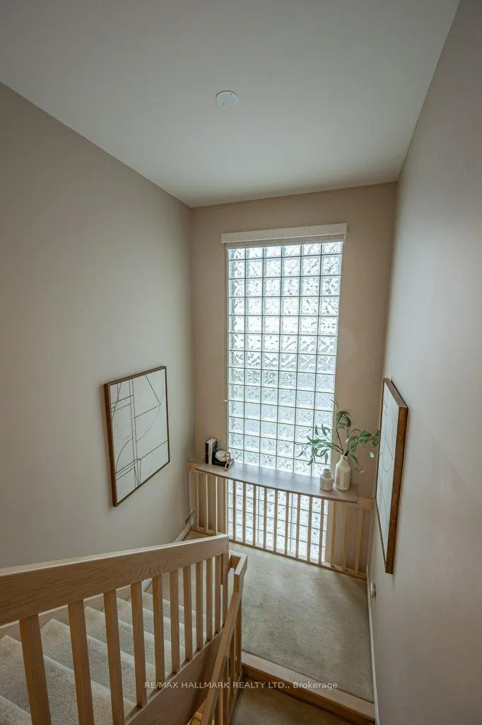 Photo 11 of 82 Grandview Avenue, Markham, Grandview — HOMEH