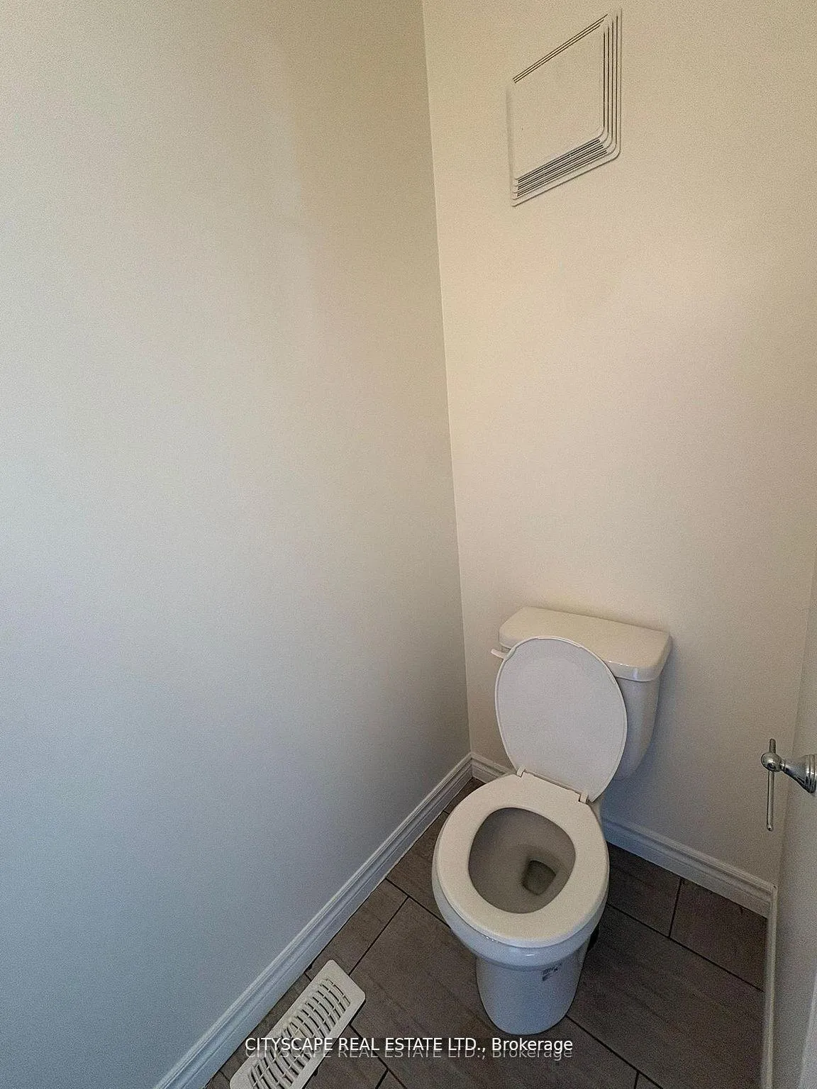 Photo 17 of Unit 18, 10.5 Dufferin Street, Norwich, Norwich Town — HOMEH
