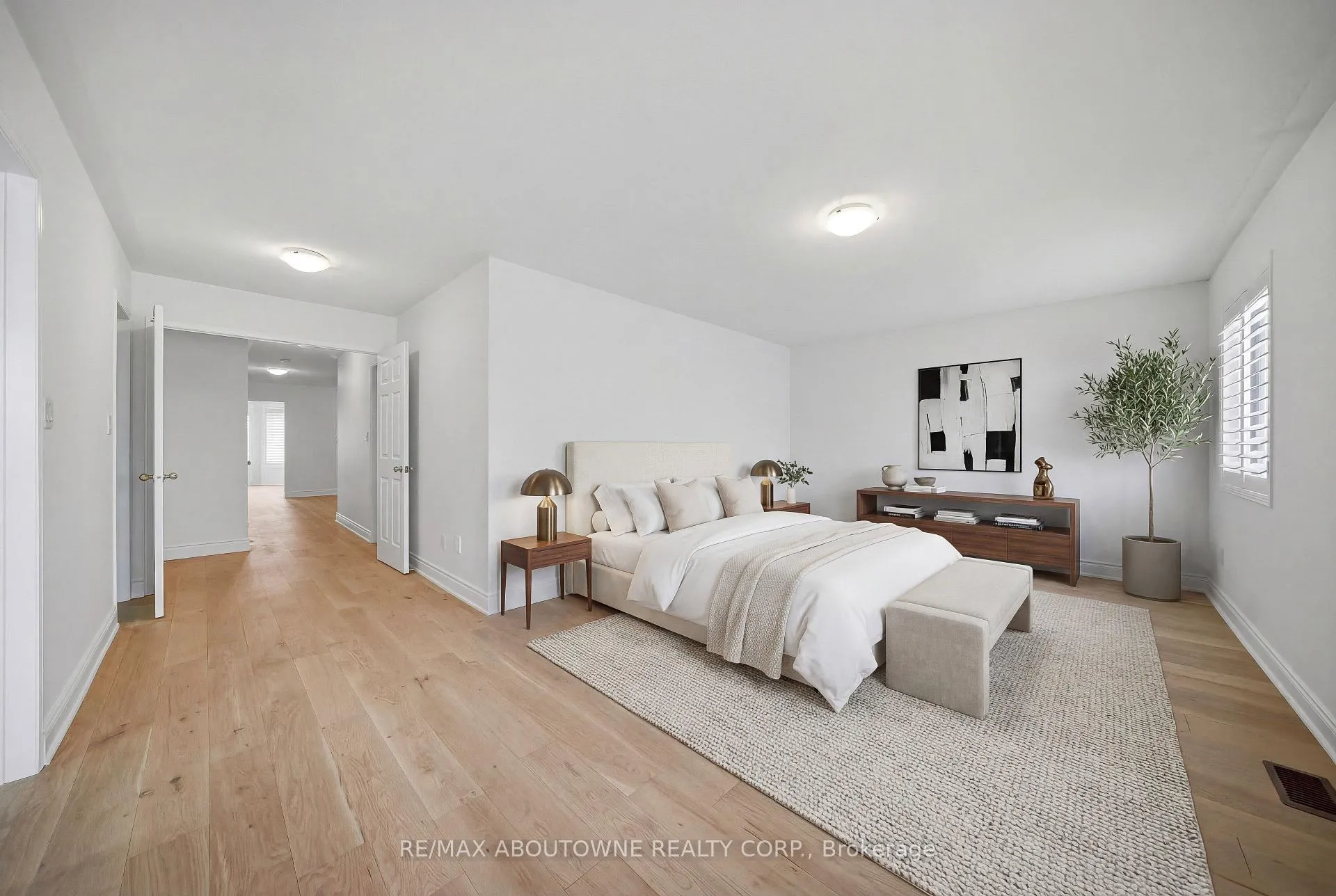 Photo 20 of 897 Stoutt Crescent, Milton, Coates — HOMEH