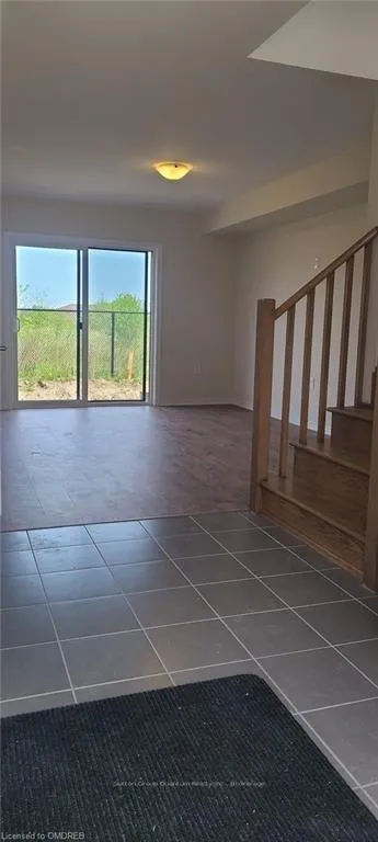 Photo 4 of 23 Utter Place, Hamilton, Stoney Creek Mountain — HOMEH