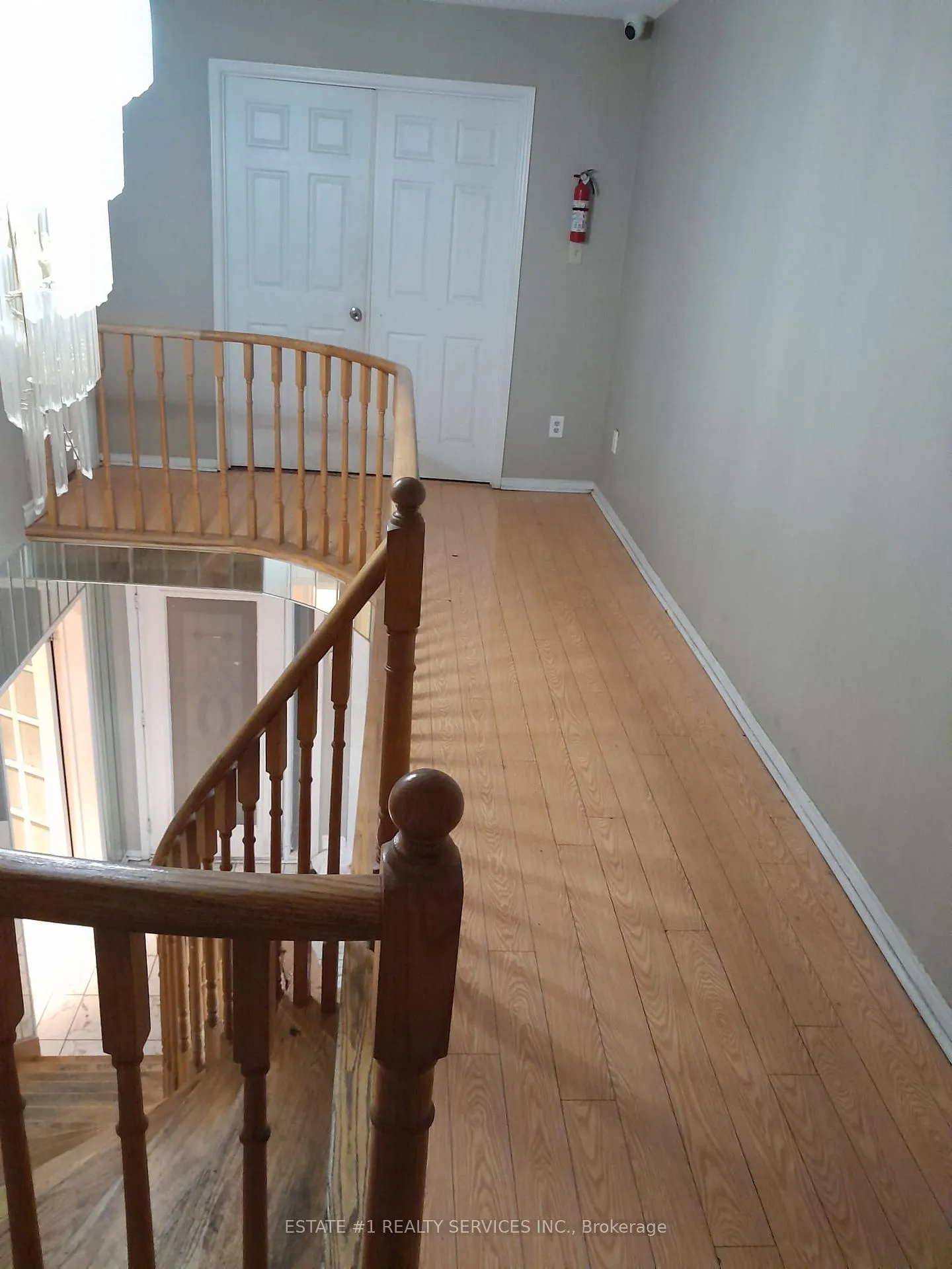 Photo 6 of 27 Cannon Crescent, Brampton, Fletcher's West — HOMEH