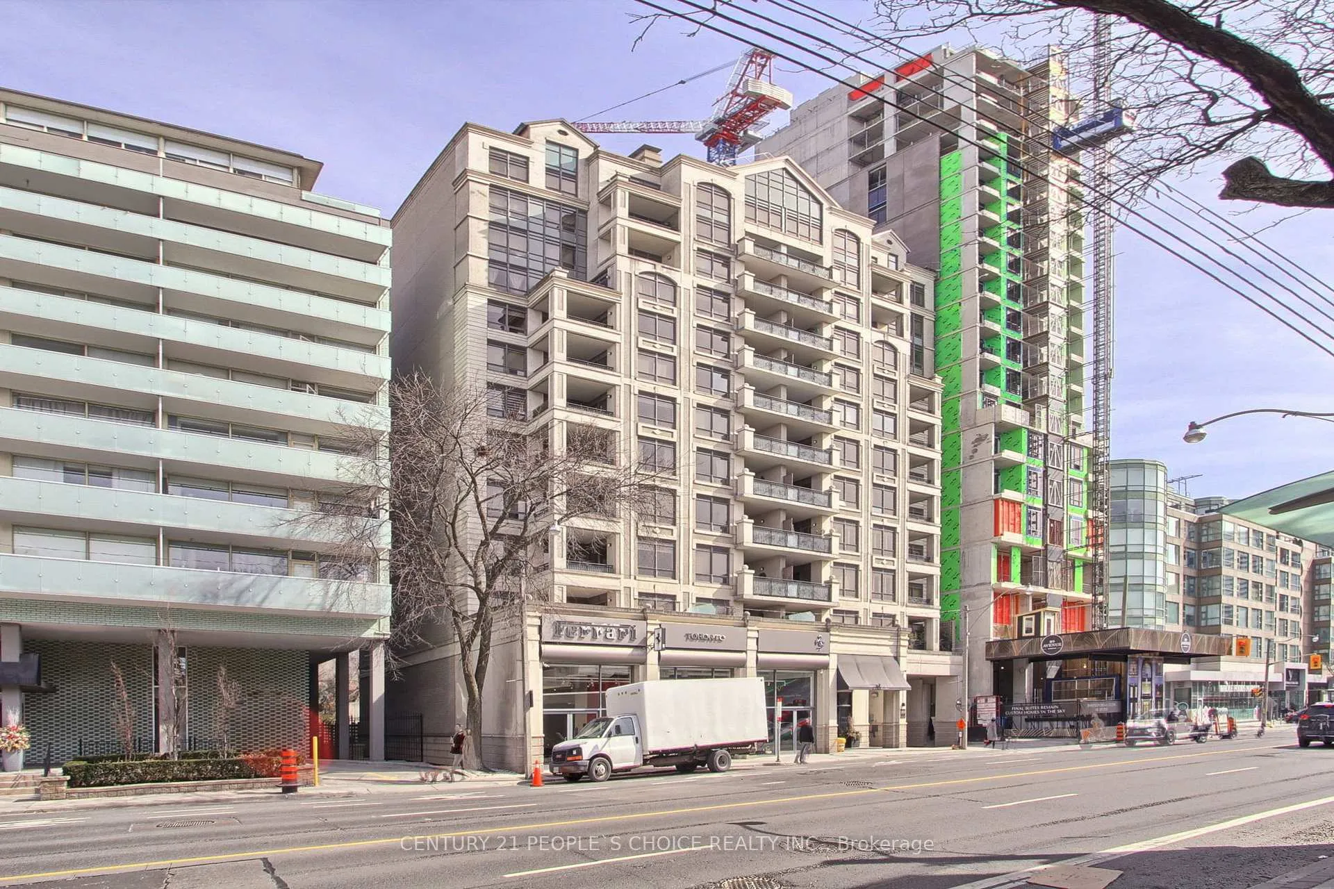 Front of Unit 706, 99 Avenue Road