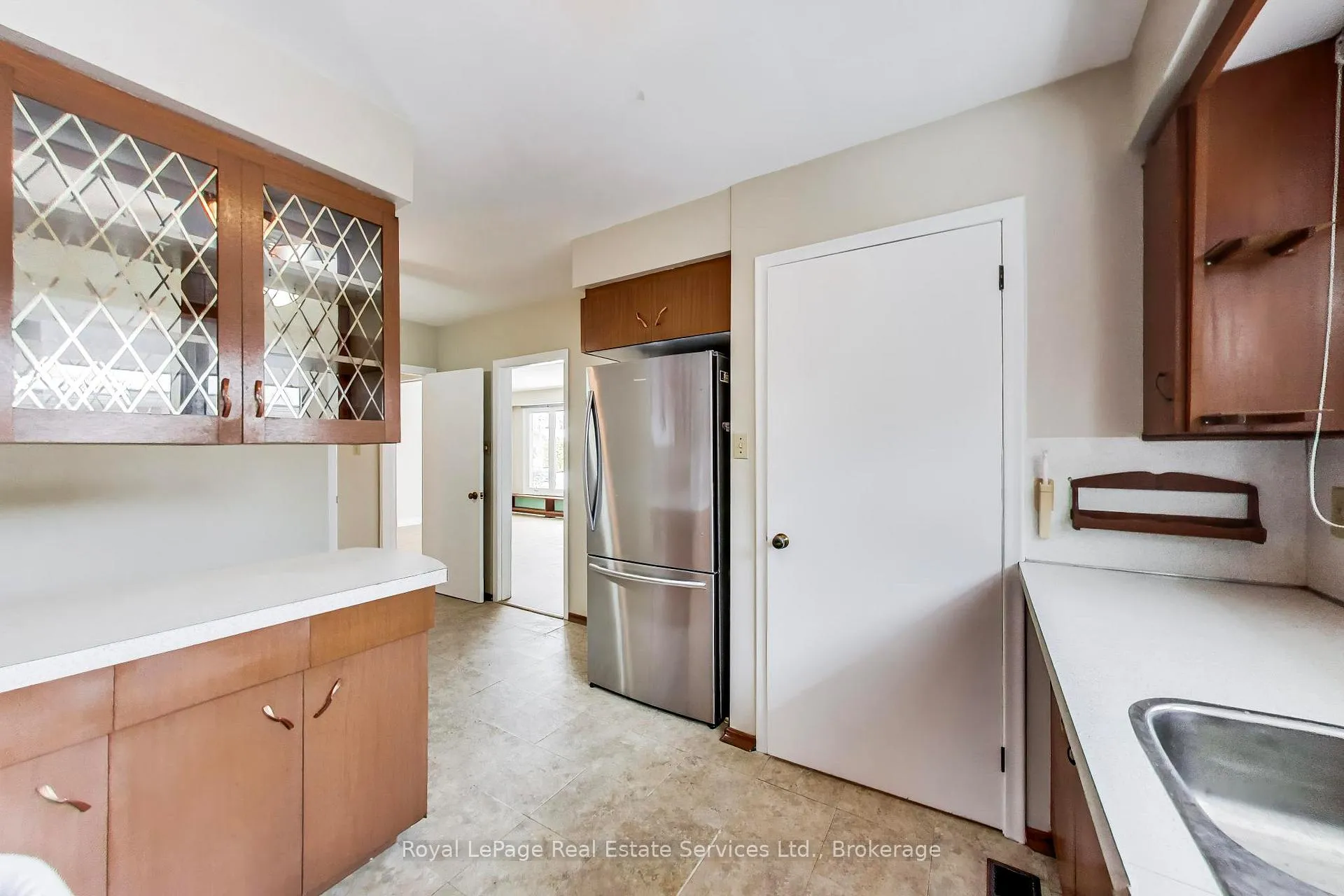 Photo 9 of 25 Sandringham Avenue, Hamilton, Westcliffe — HOMEH