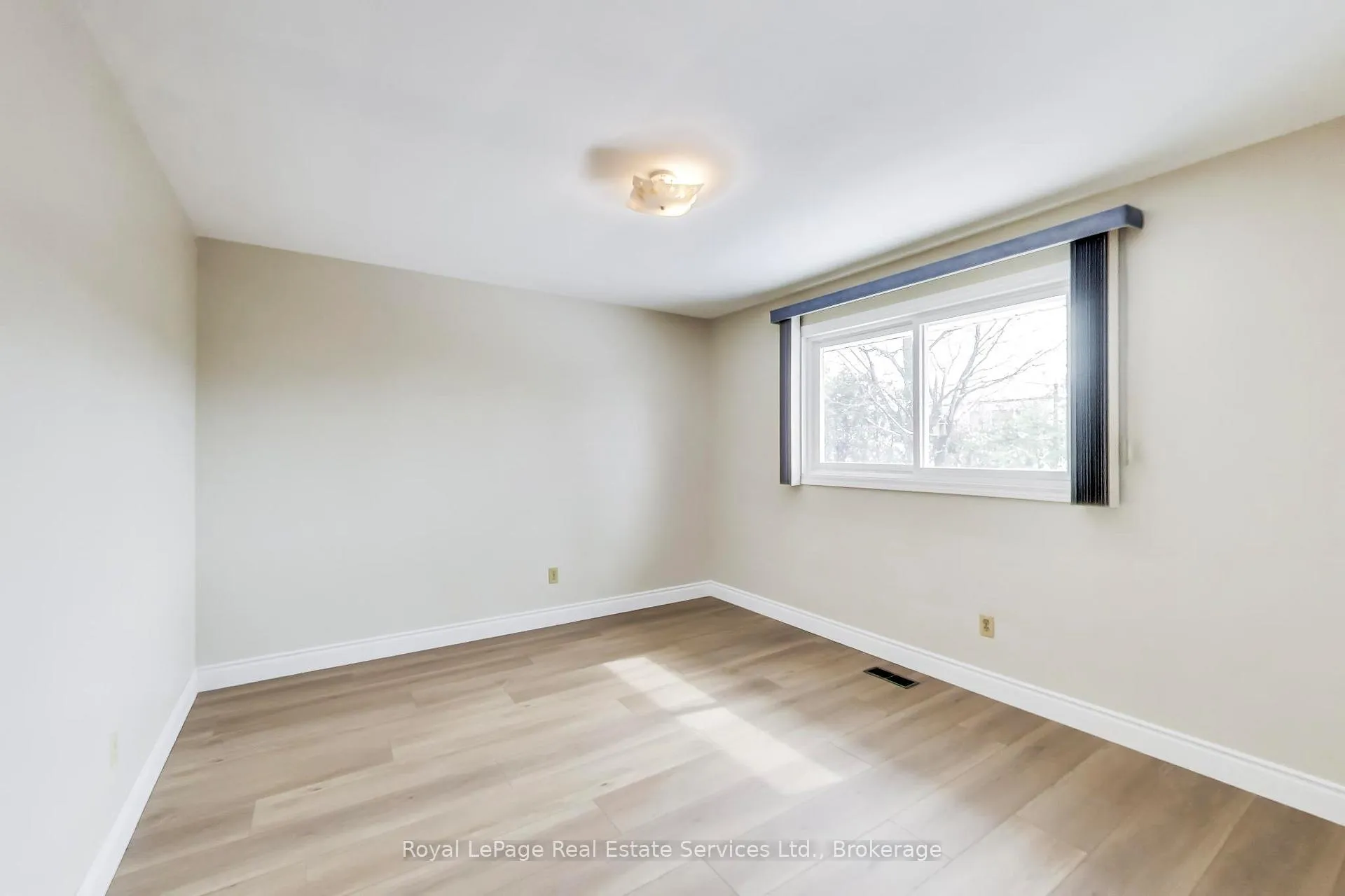 Photo 12 of 25 Sandringham Avenue, Hamilton, Westcliffe — HOMEH