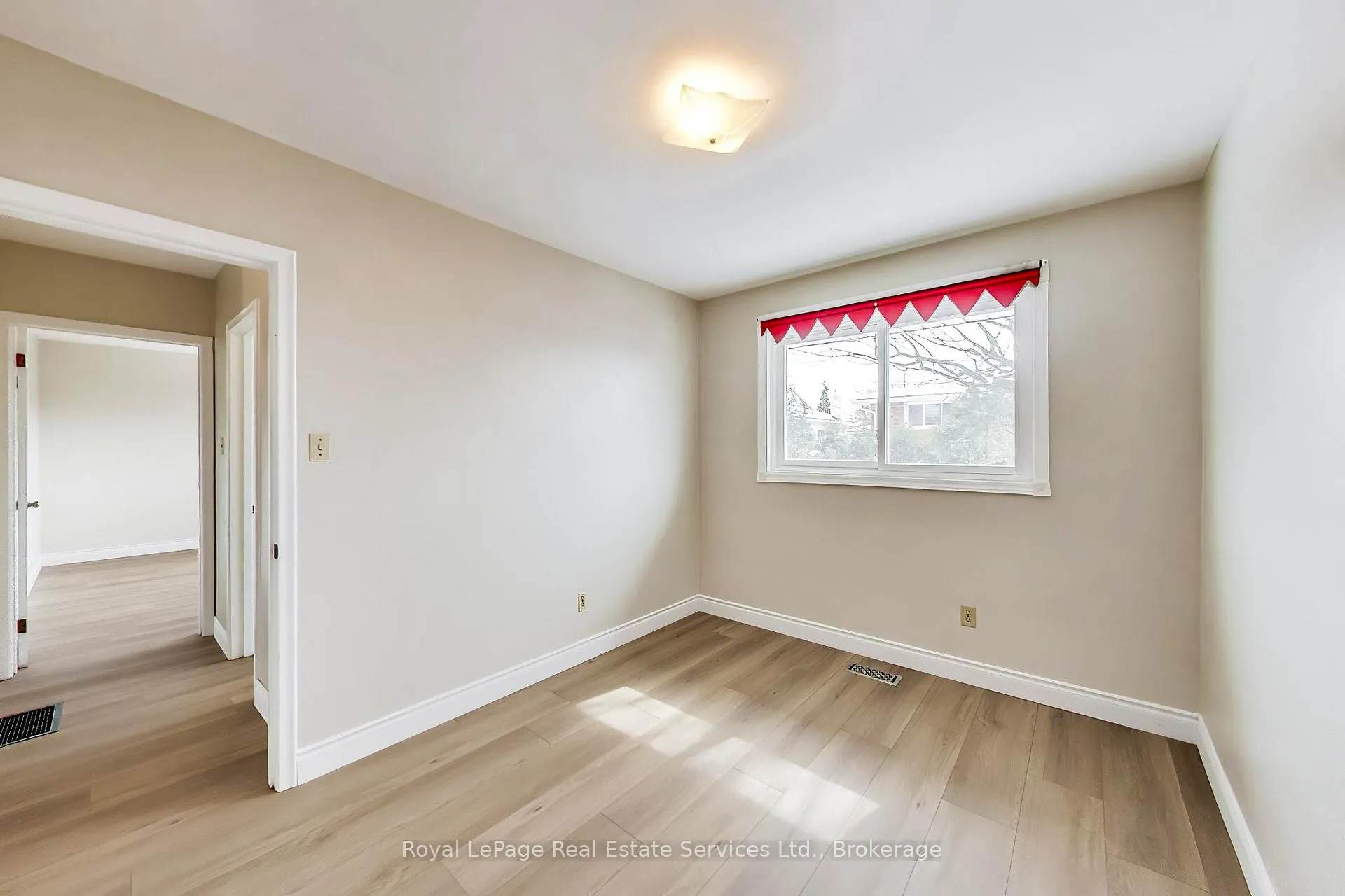 Photo 13 of 25 Sandringham Avenue, Hamilton, Westcliffe — HOMEH