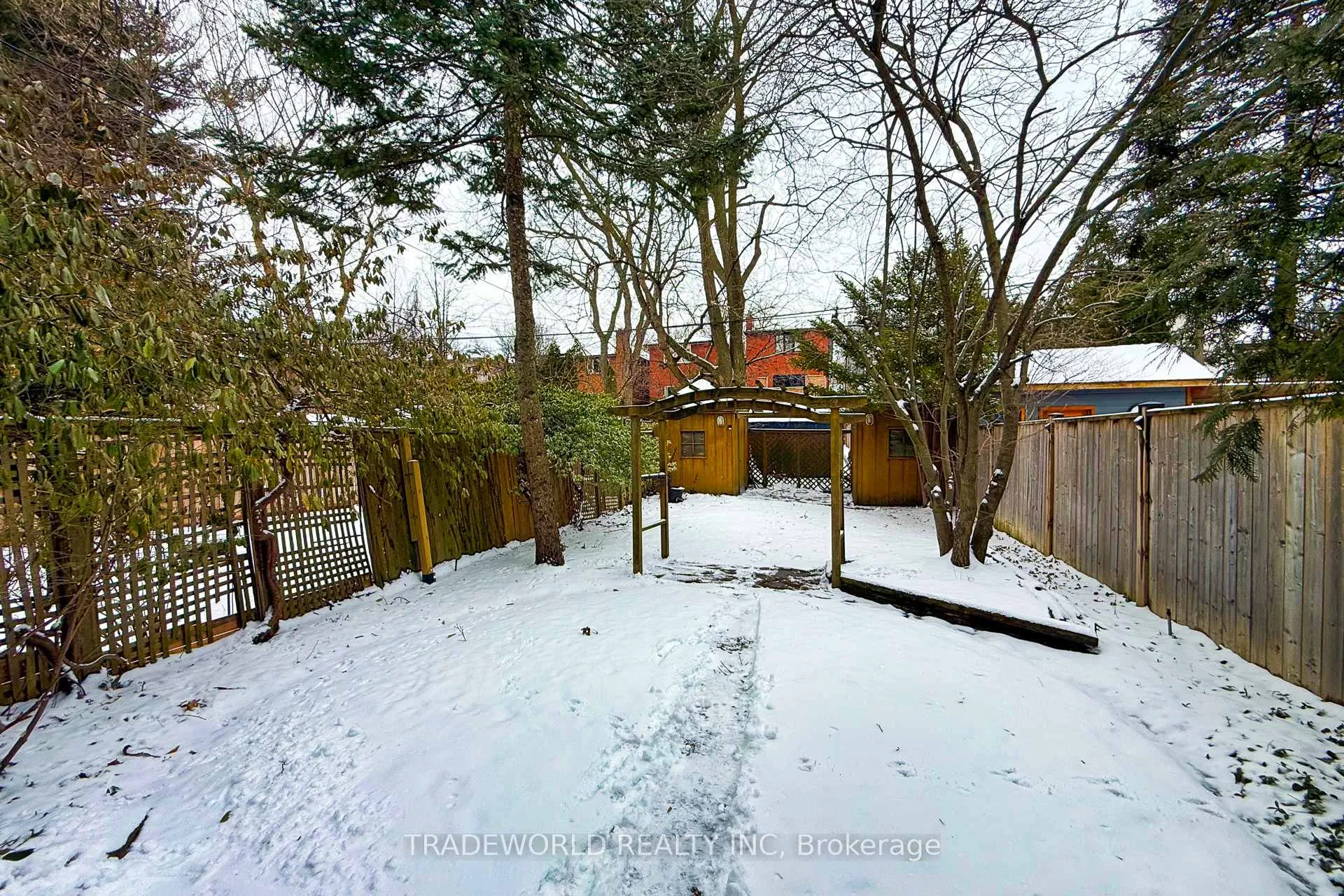Photo 37 of 36 Banff Road, Toronto, Mount Pleasant East — HOMEH