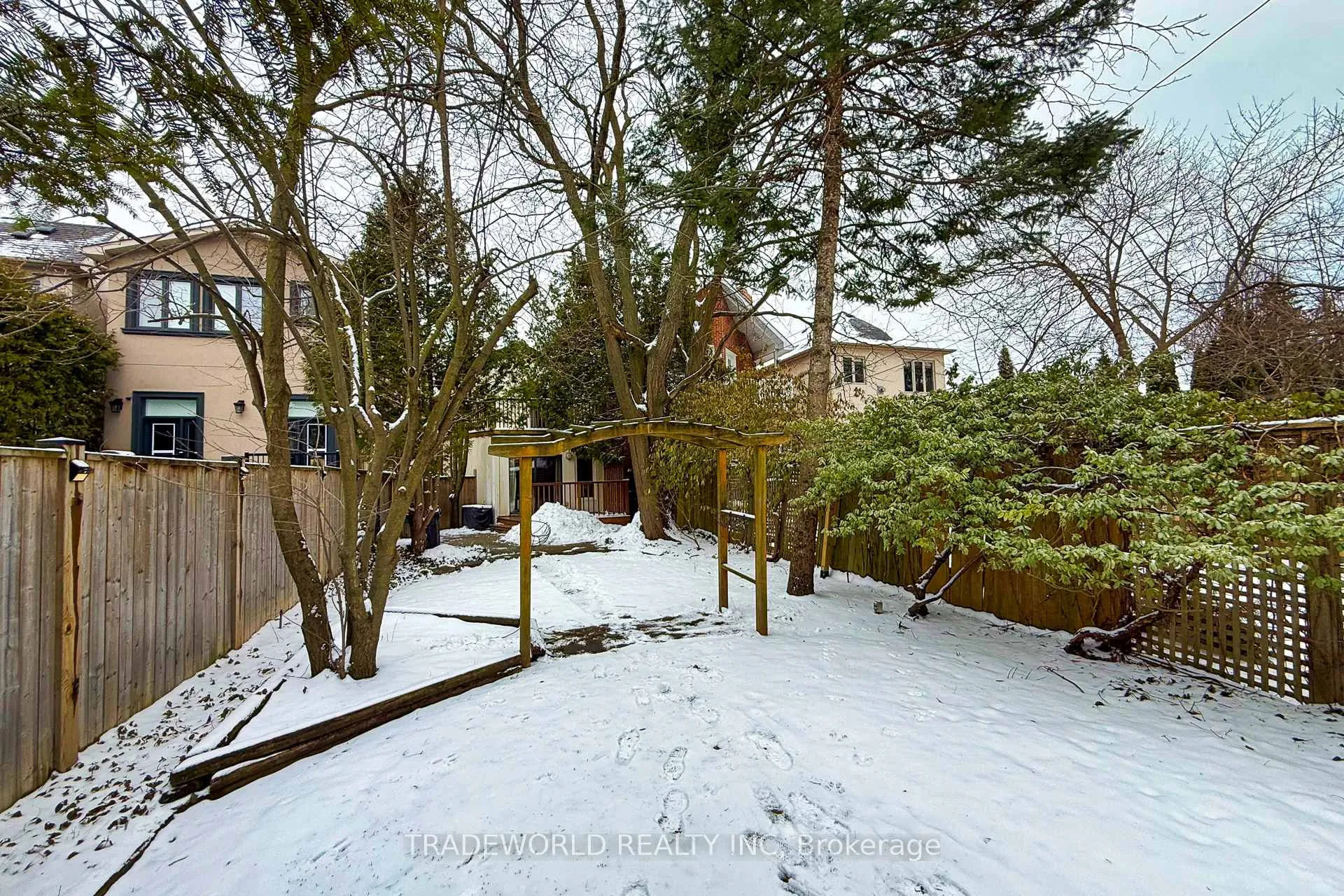 Photo 40 of 36 Banff Road, Toronto, Mount Pleasant East — HOMEH
