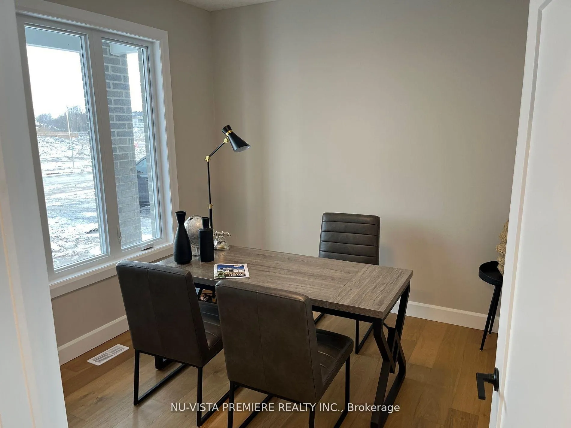 Photo 3 of 162 Watts Drive, Lucan Biddulph, Lucan — HOMEH