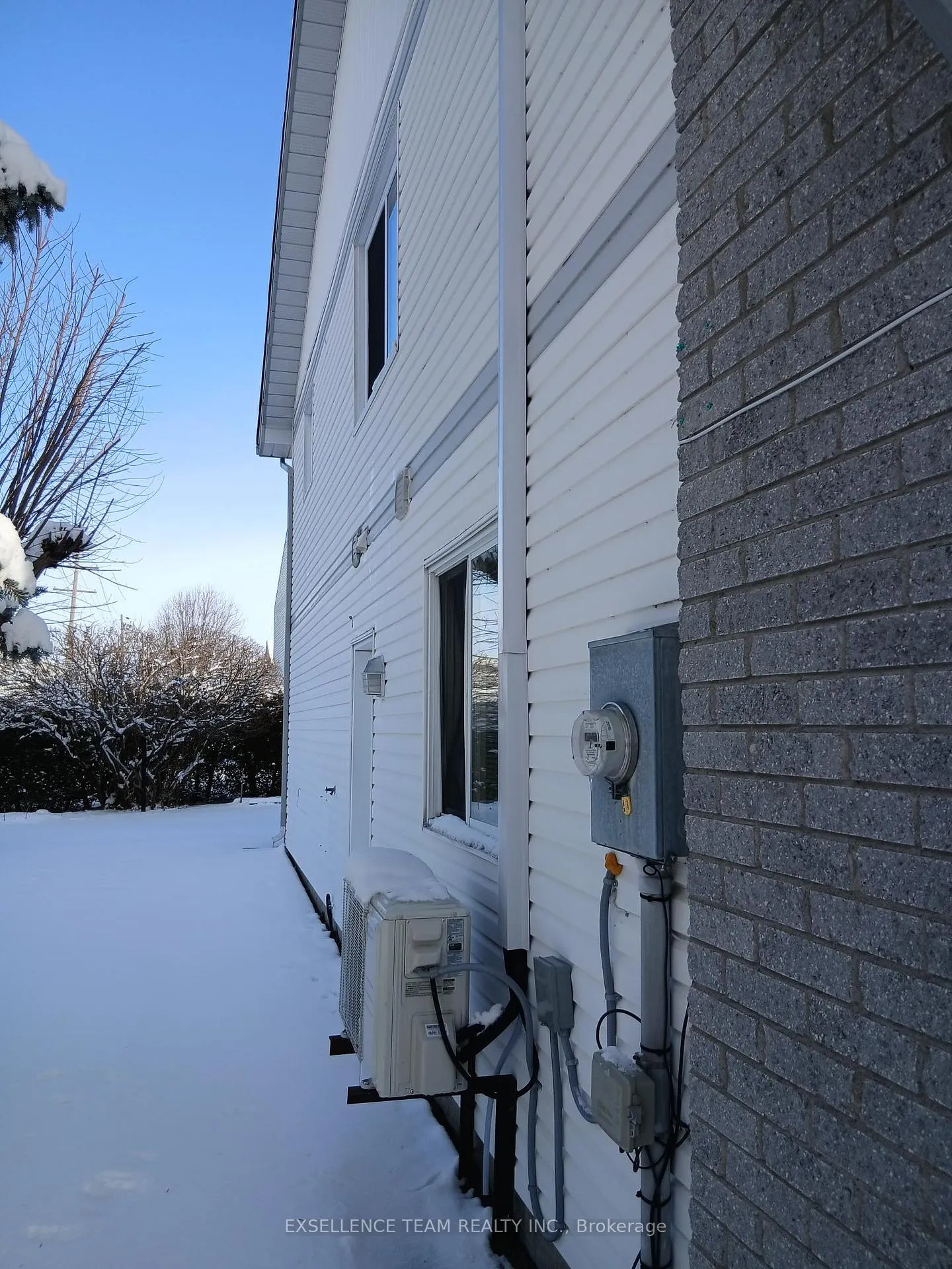 Photo 2 of 105 Anik Street, North Glengarry, Alexandria — HOMEH