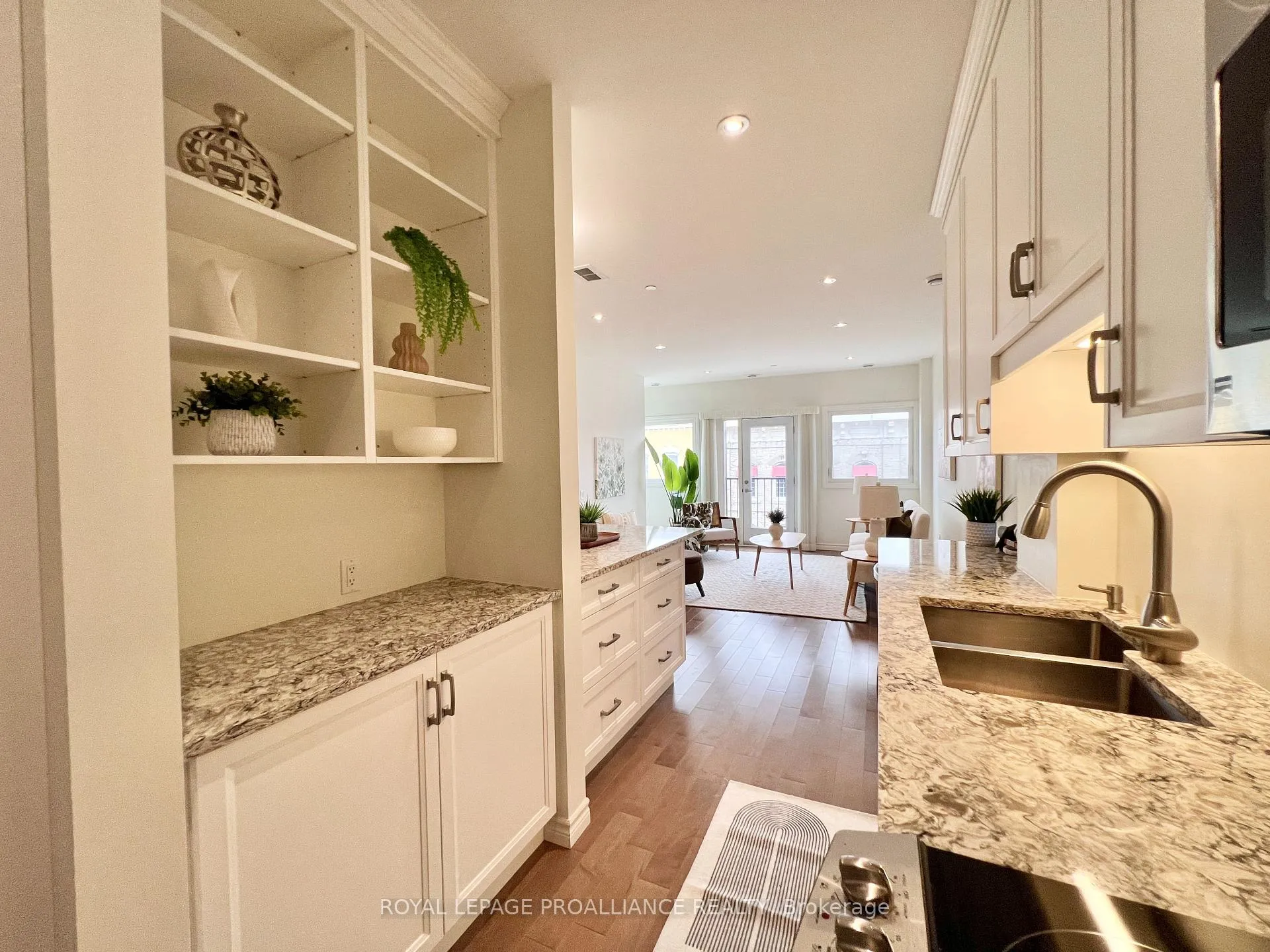 Photo 11 of Unit 303, 199 Front Street, Belleville, Belleville Ward — HOMEH