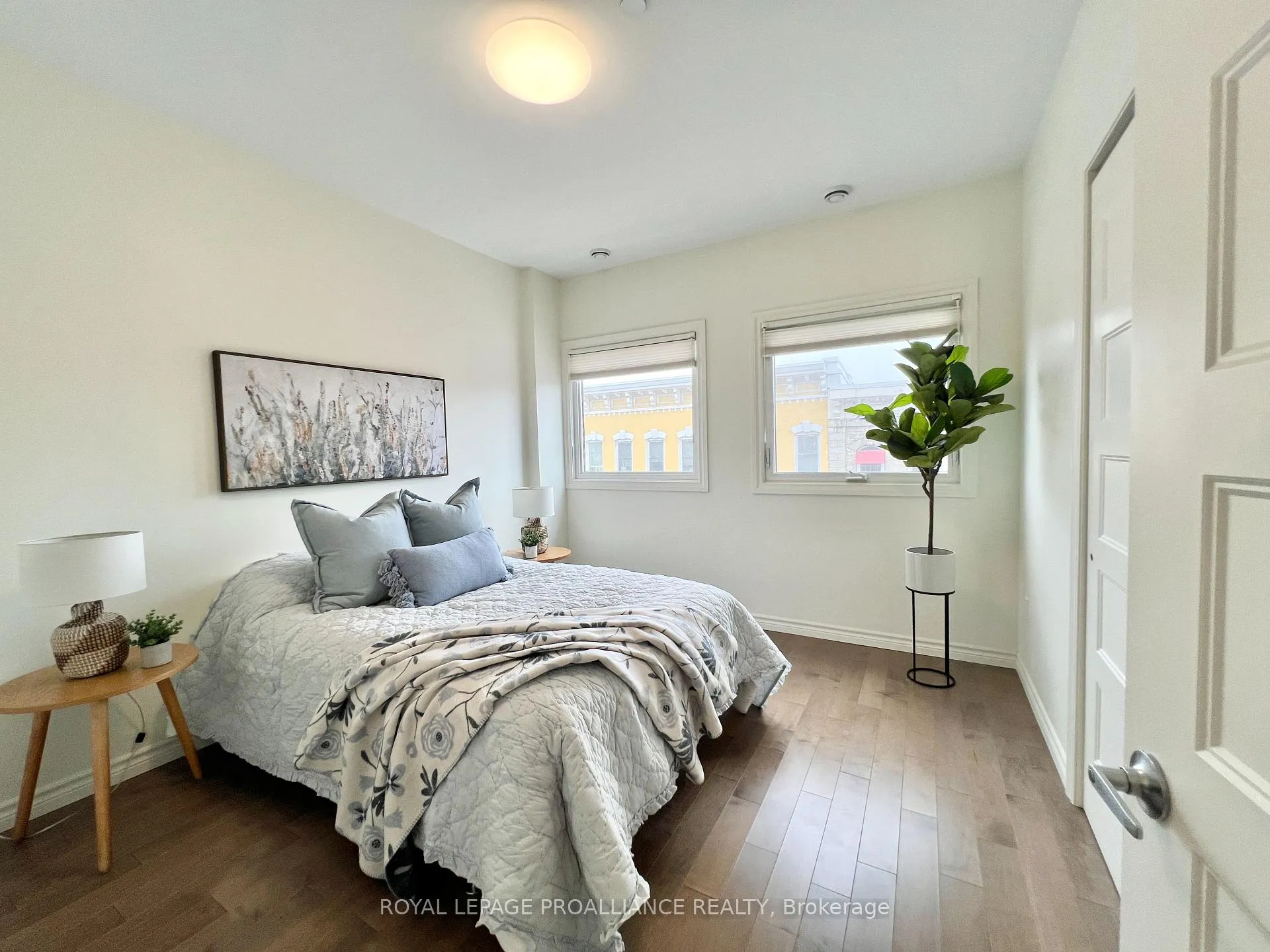 Photo 17 of Unit 303, 199 Front Street, Belleville, Belleville Ward — HOMEH