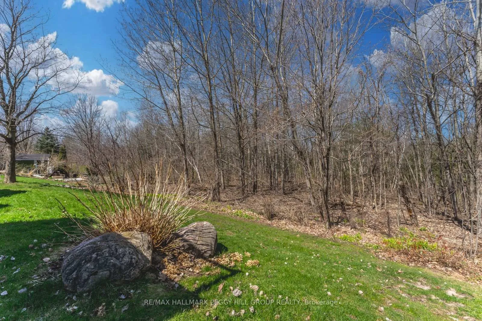 Photo 22 of 44 Nicklaus Drive, Barrie, East Bayfield — HOMEH