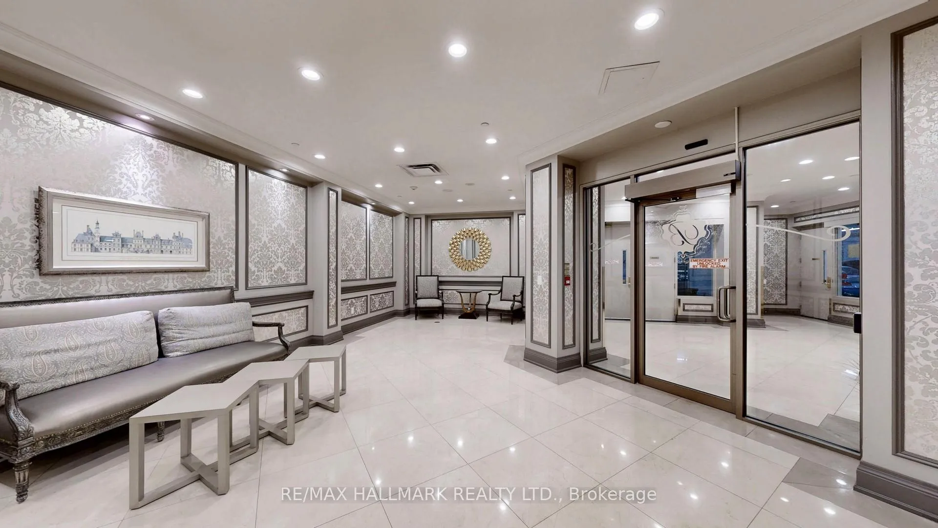 Photo 6 of Unit 809, 9255 Jane St Street, Vaughan, Maple — HOMEH