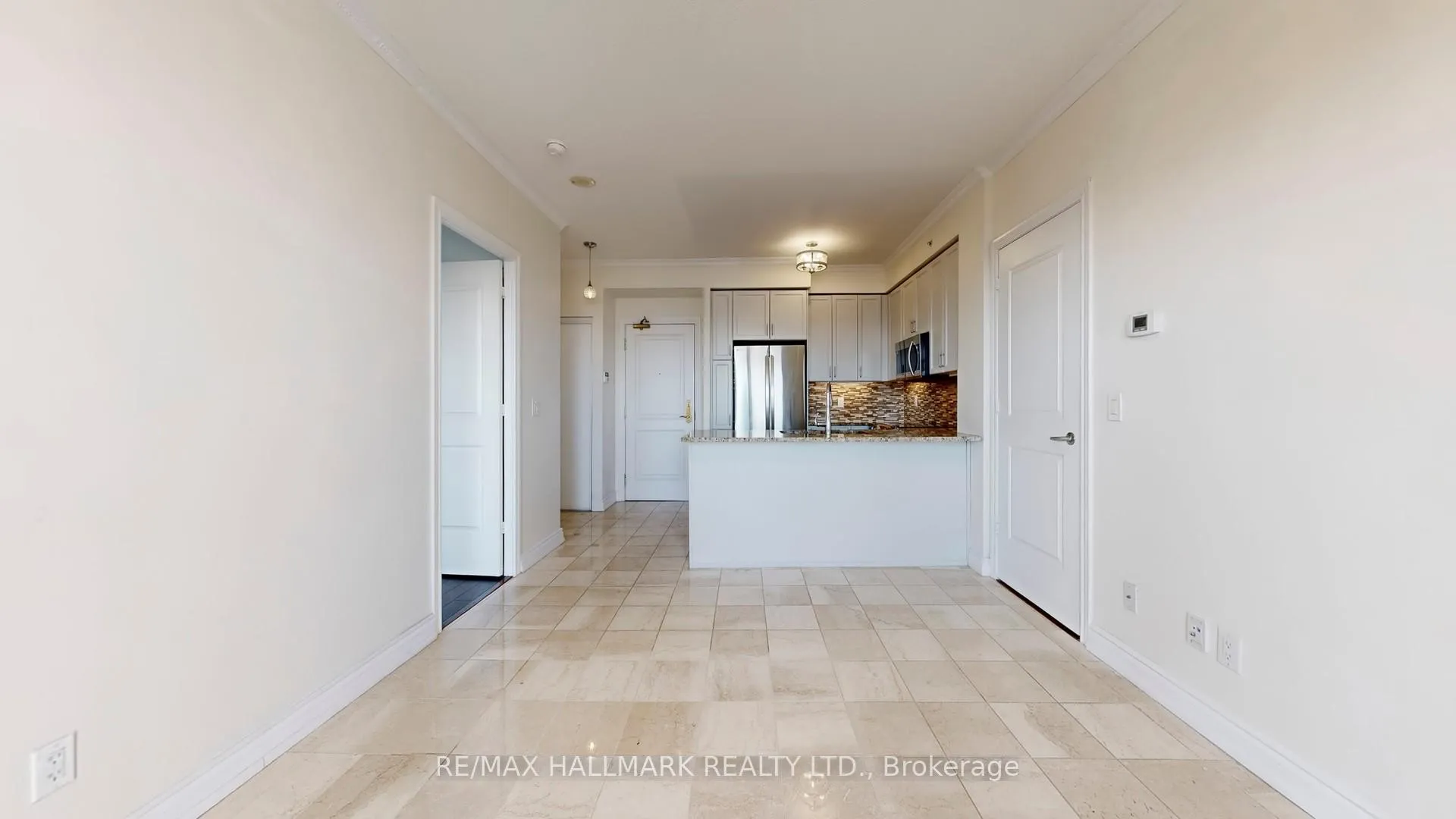 Photo 9 of Unit 809, 9255 Jane St Street, Vaughan, Maple — HOMEH