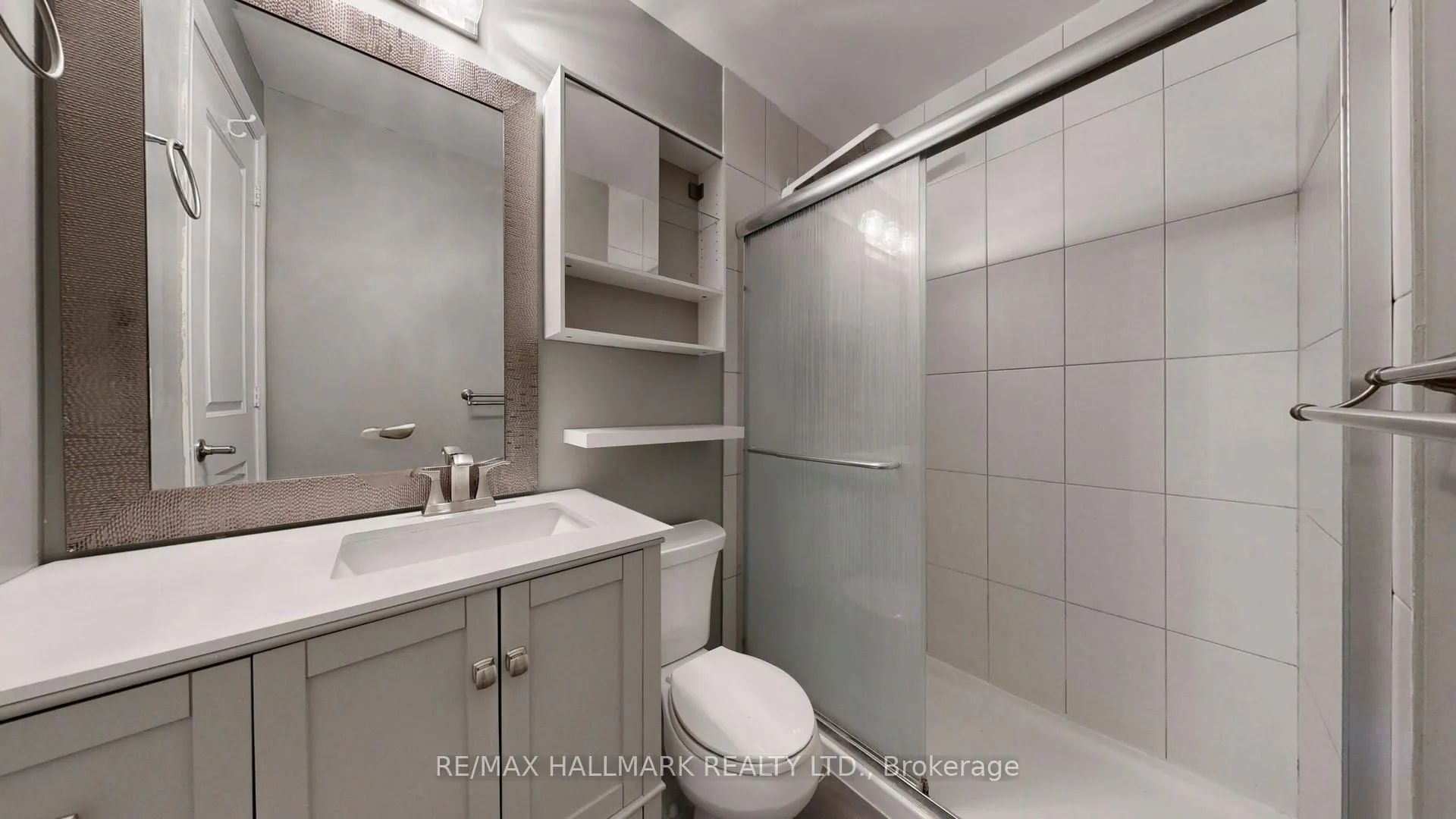 Photo 15 of Unit 809, 9255 Jane St Street, Vaughan, Maple — HOMEH