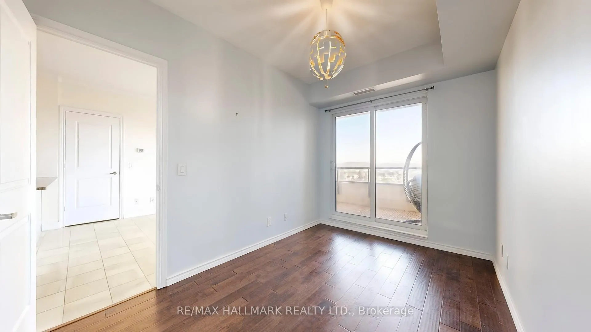 Photo 16 of Unit 809, 9255 Jane St Street, Vaughan, Maple — HOMEH
