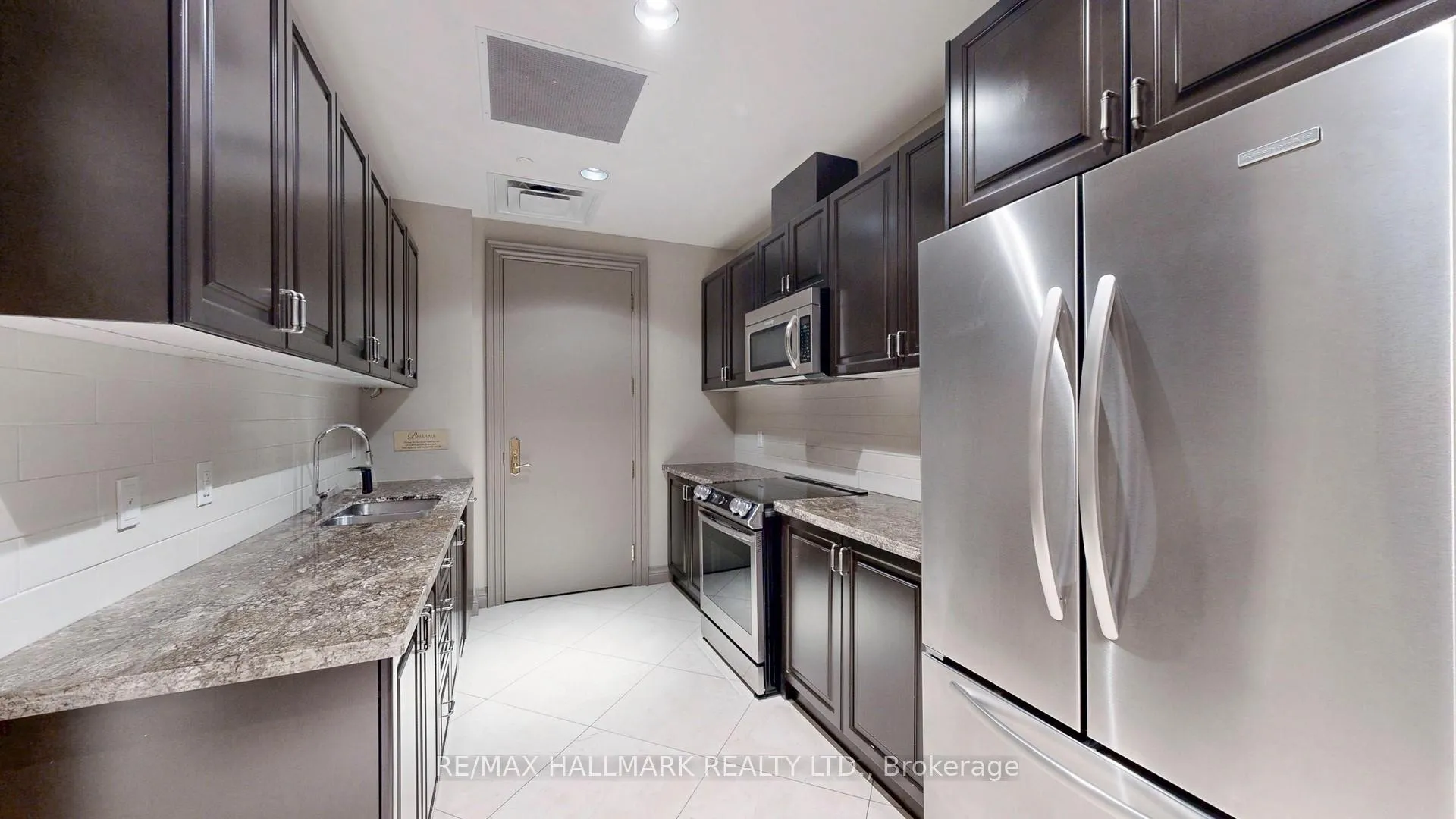 Photo 30 of Unit 809, 9255 Jane St Street, Vaughan, Maple — HOMEH