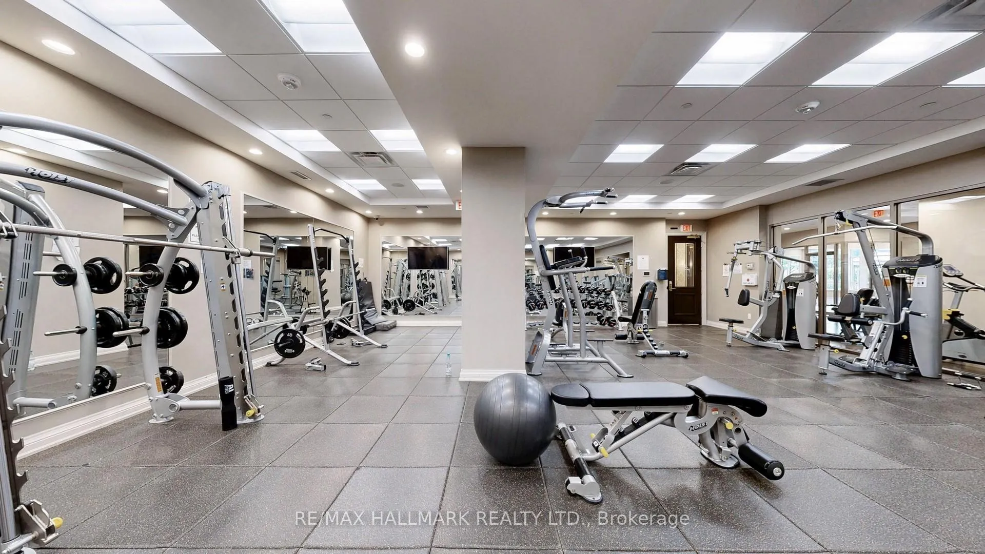 Photo 35 of Unit 809, 9255 Jane St Street, Vaughan, Maple — HOMEH