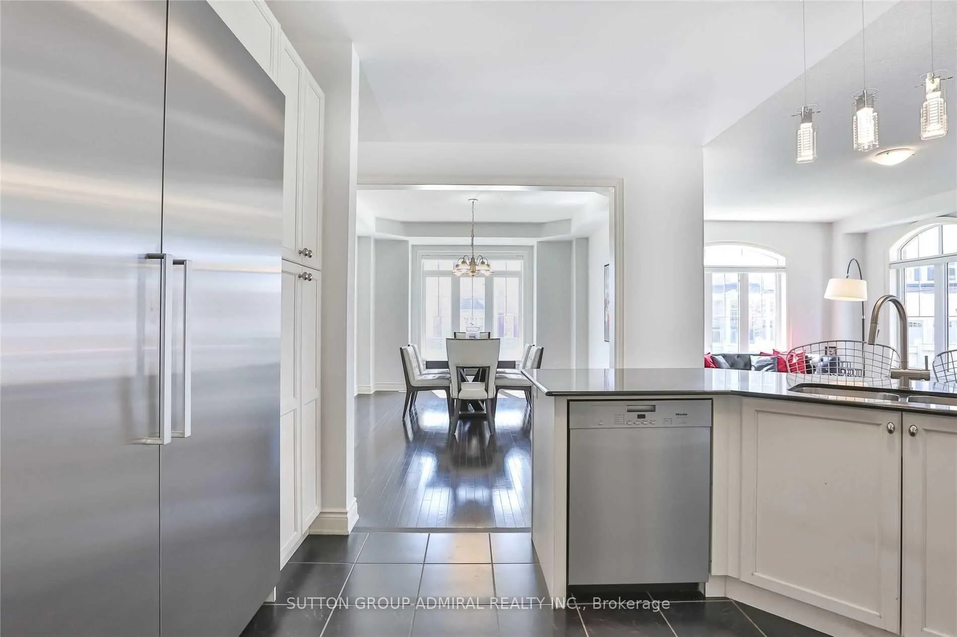 Photo 18 of 112 William Bartlett Drive, Markham, Berczy — HOMEH