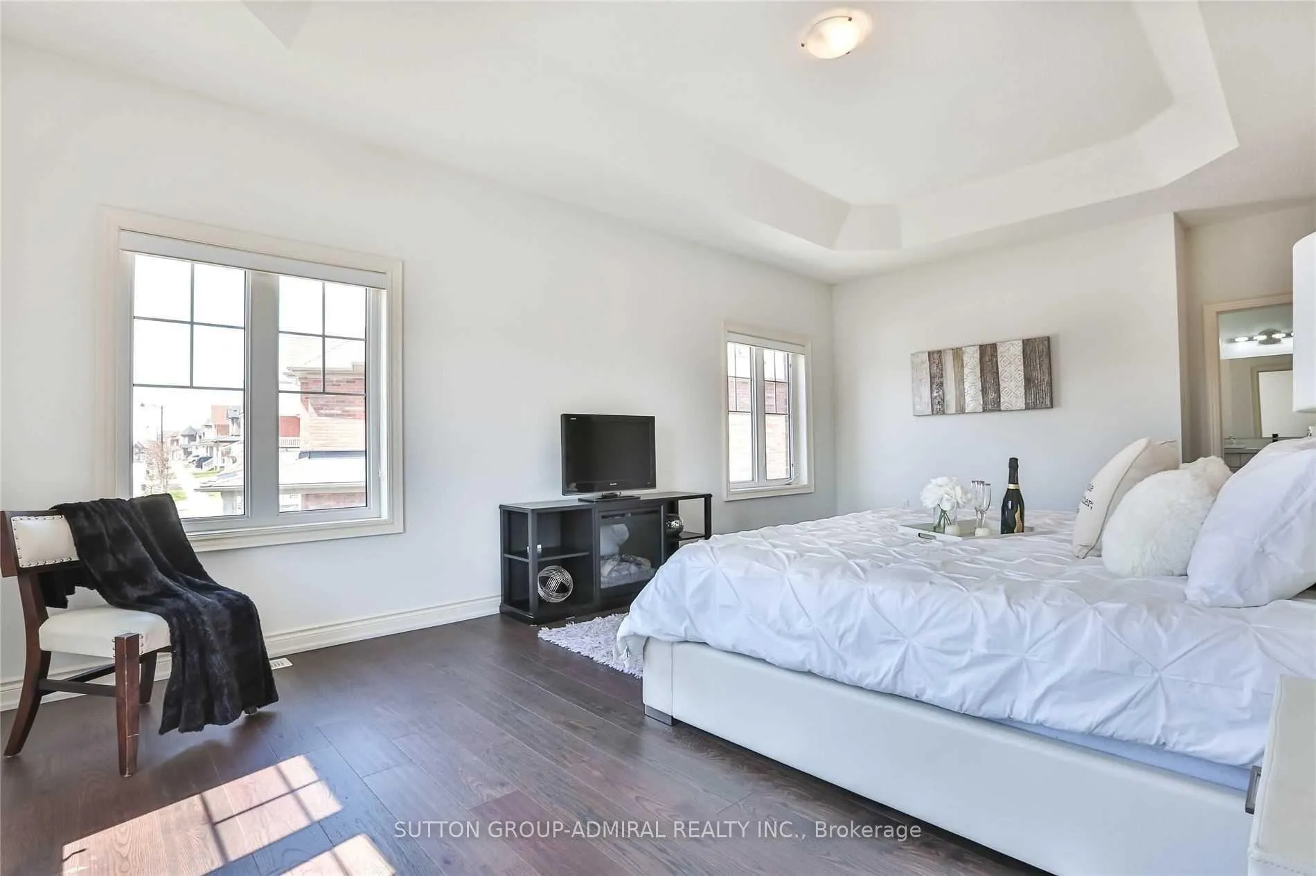 Photo 23 of 112 William Bartlett Drive, Markham, Berczy — HOMEH