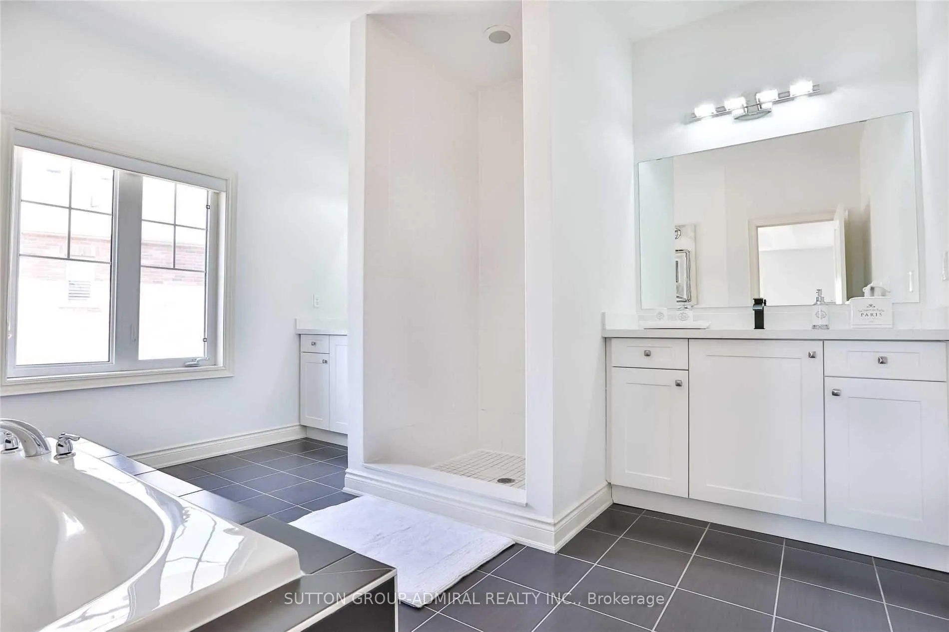 Photo 24 of 112 William Bartlett Drive, Markham, Berczy — HOMEH