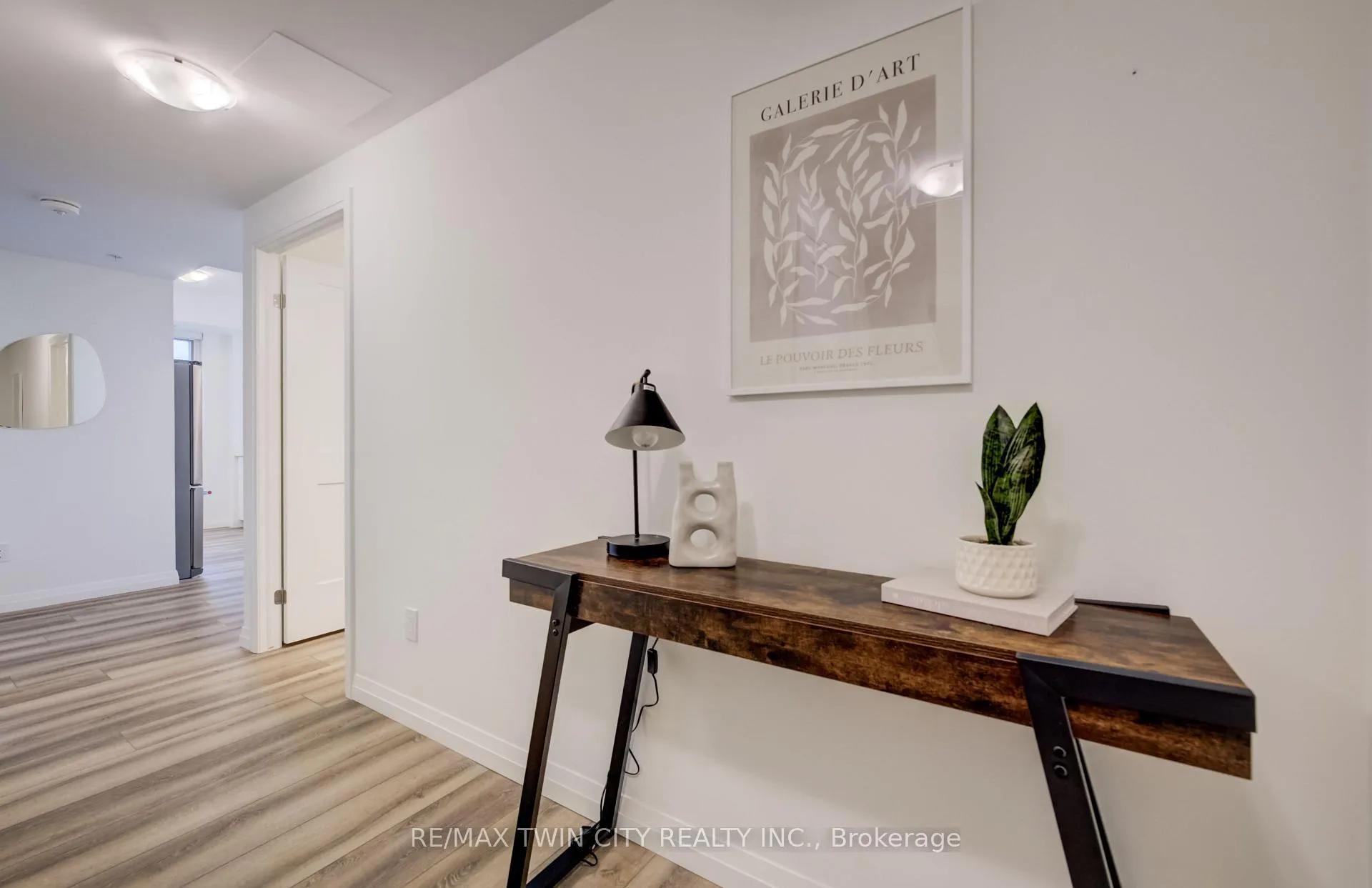 Photo 3 of Unit 2302, 108 Garment Street, Kitchener, City Commercial Core — HOMEH