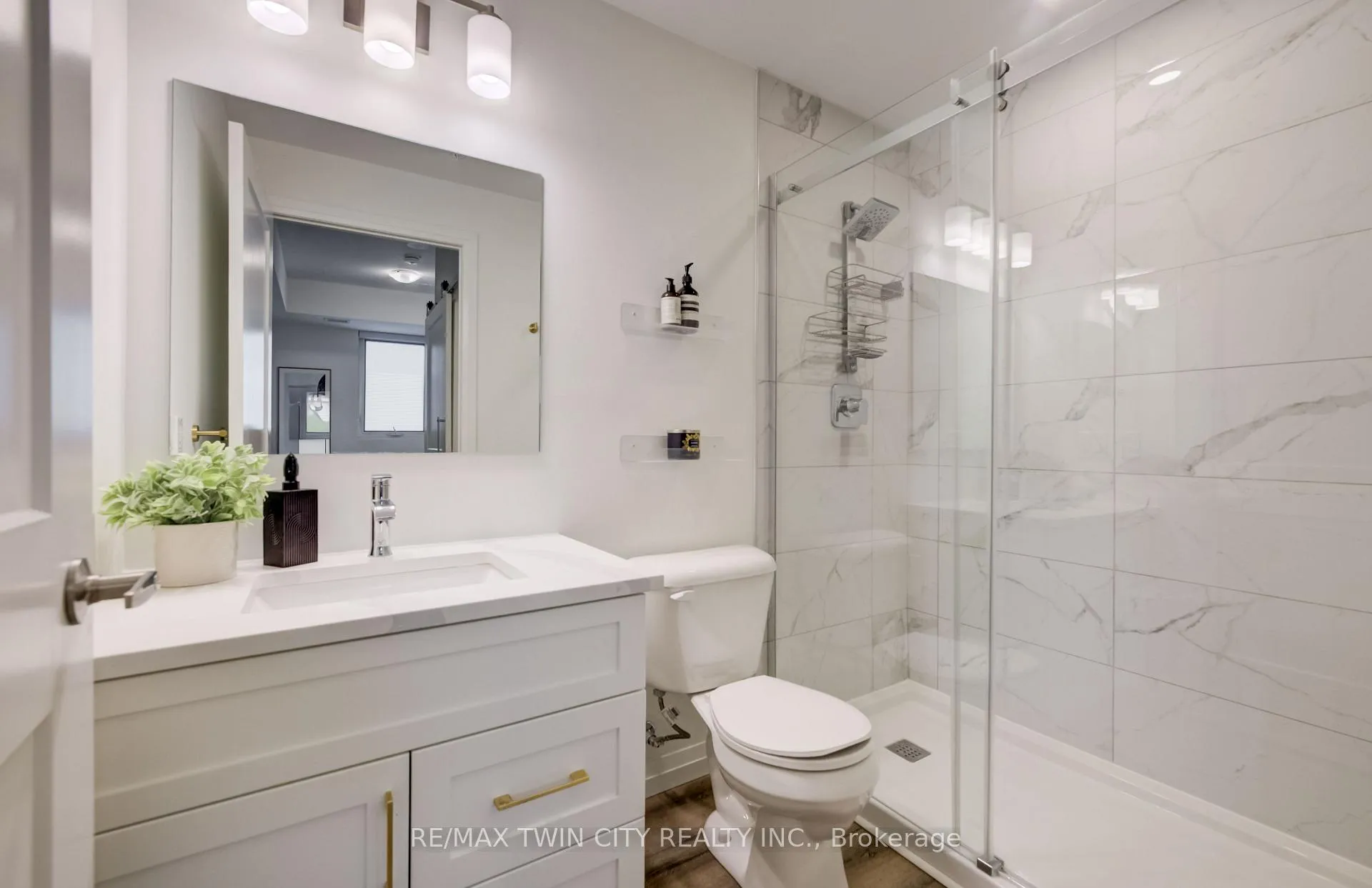 Photo 9 of Unit 2302, 108 Garment Street, Kitchener, City Commercial Core — HOMEH