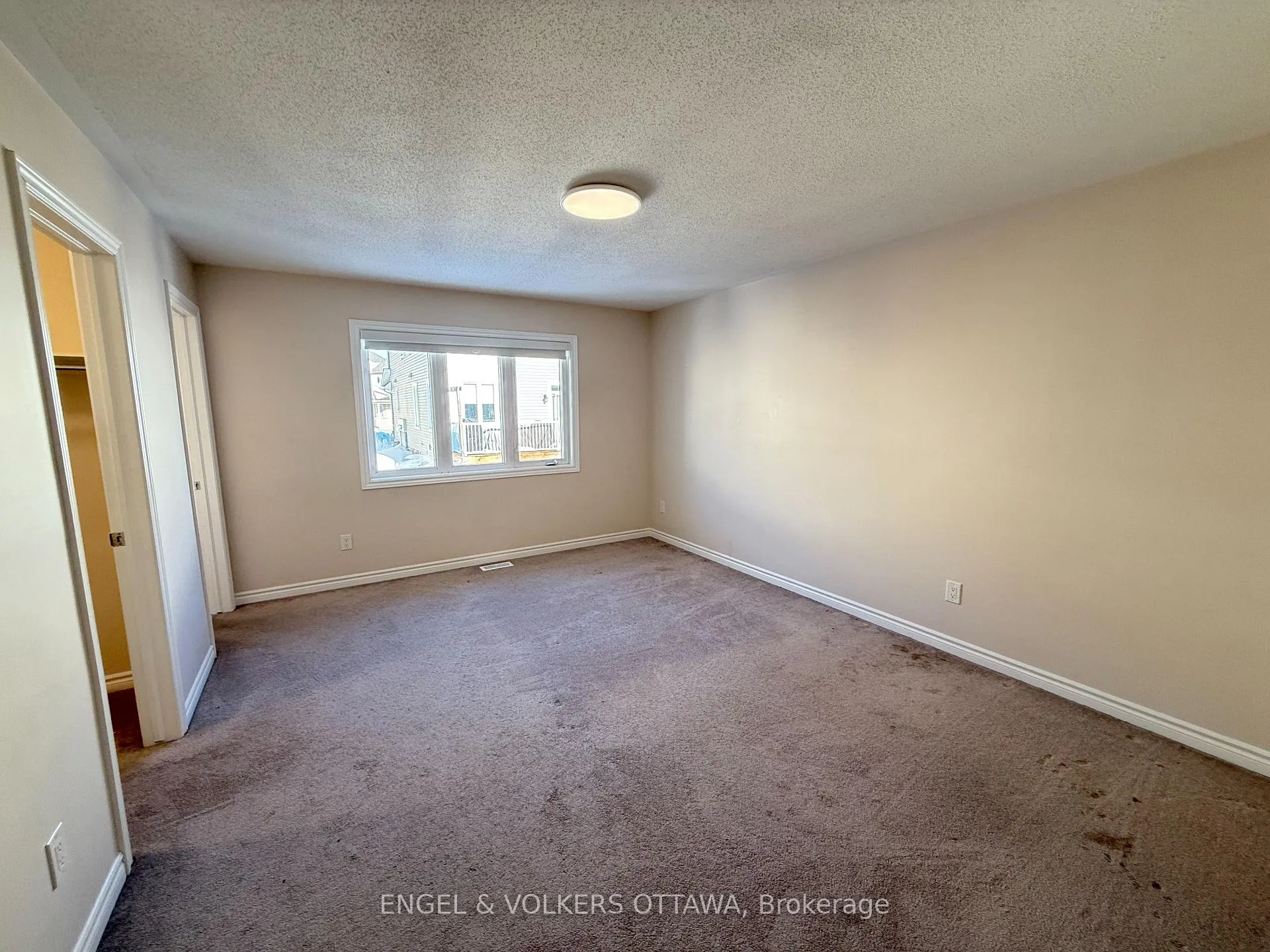 Photo 16 of 611 Silver Spruce Way, Ottawa, Kanata - Emerald Meadows/Trailwest — HOMEH