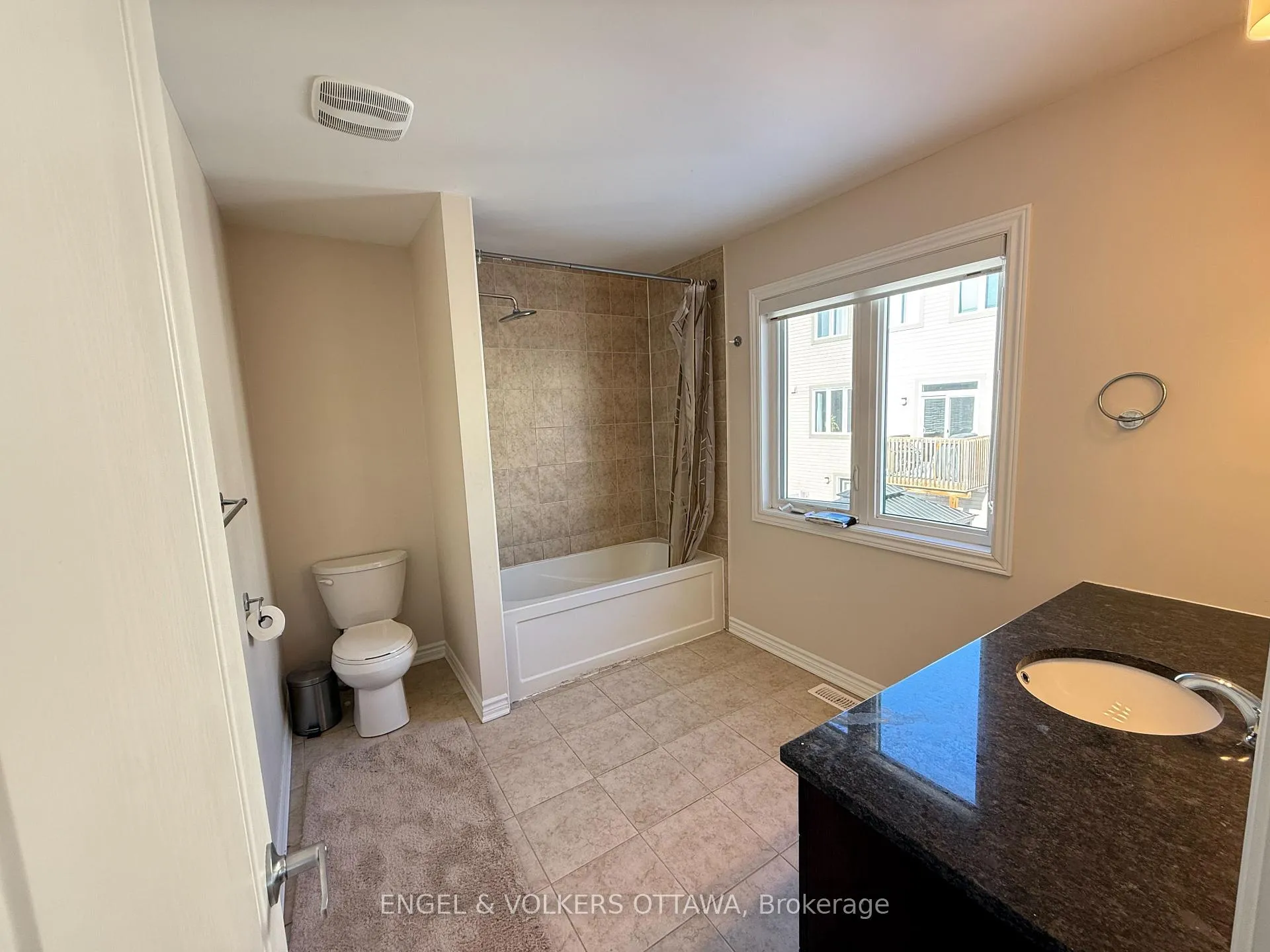 Photo 18 of 611 Silver Spruce Way, Ottawa, Kanata - Emerald Meadows/Trailwest — HOMEH