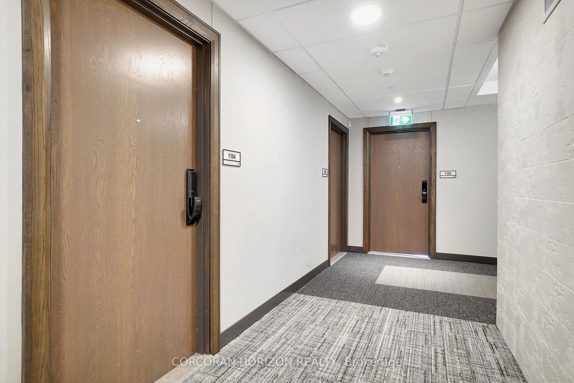 Photo 8 of Unit 1104, 741 King Street W, Kitchener — HOMEH