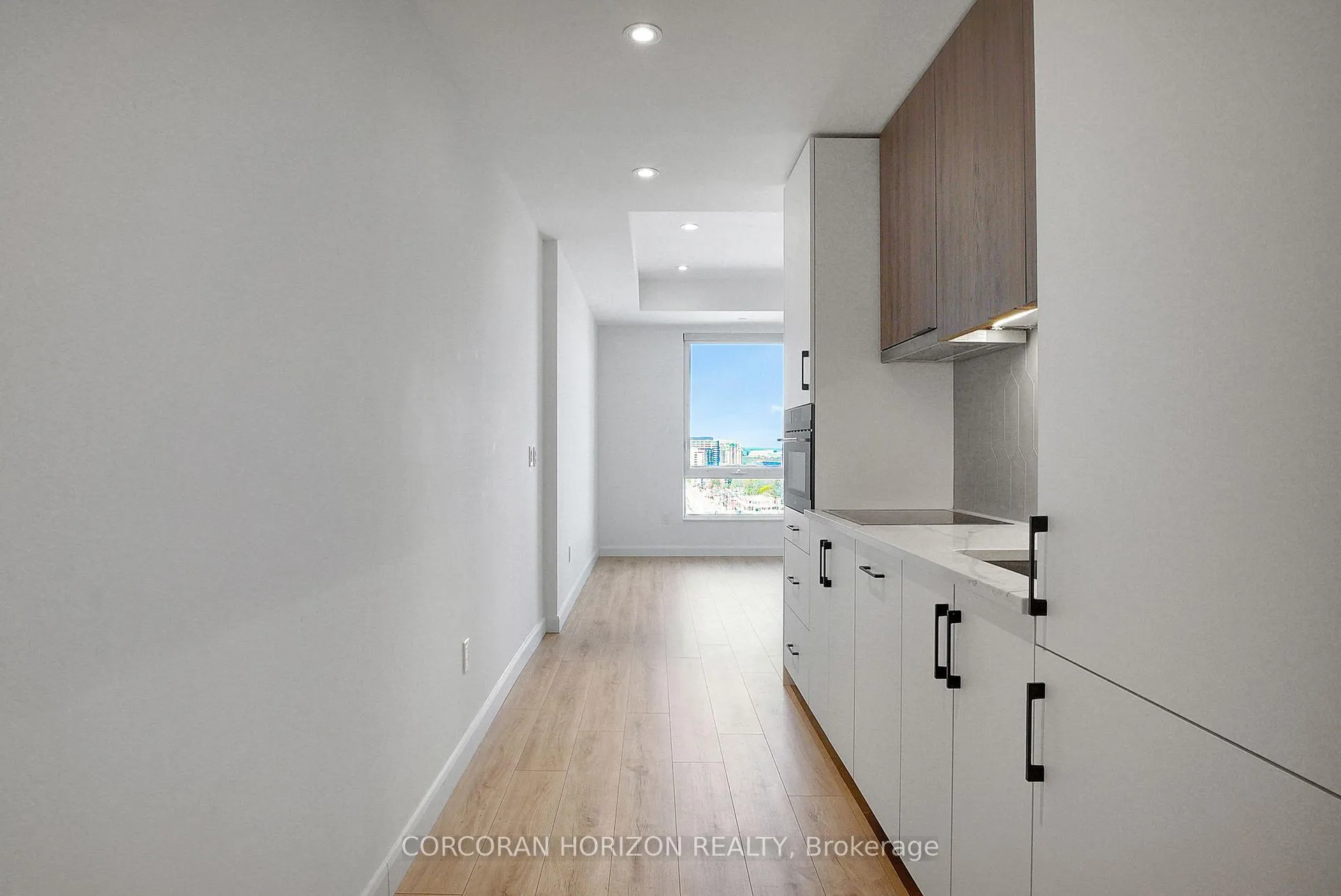 Photo 11 of Unit 1104, 741 King Street W, Kitchener — HOMEH
