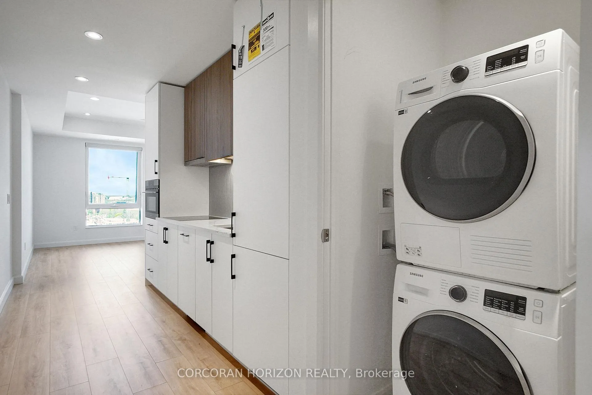 Photo 12 of Unit 1104, 741 King Street W, Kitchener — HOMEH