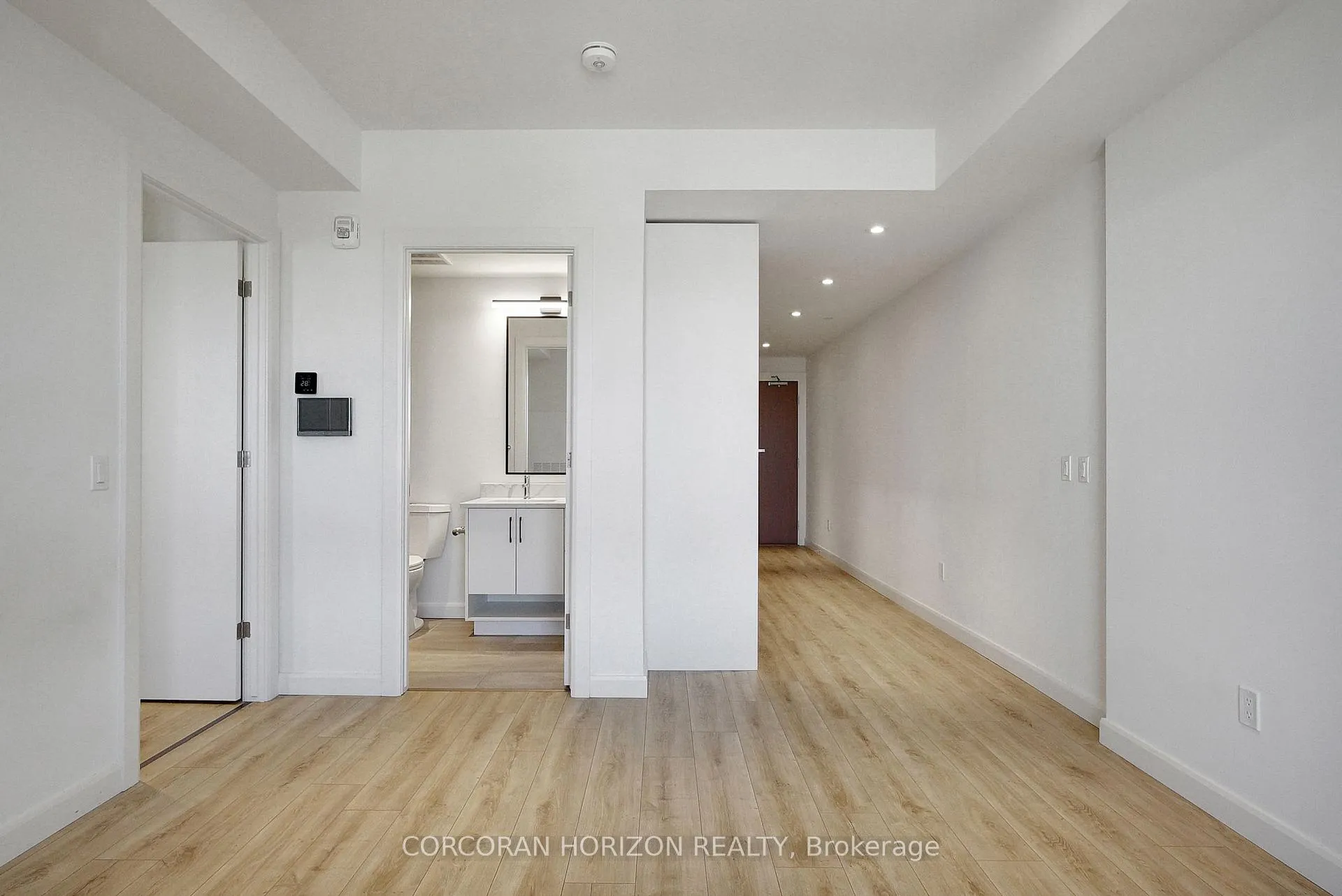 Photo 15 of Unit 1104, 741 King Street W, Kitchener — HOMEH