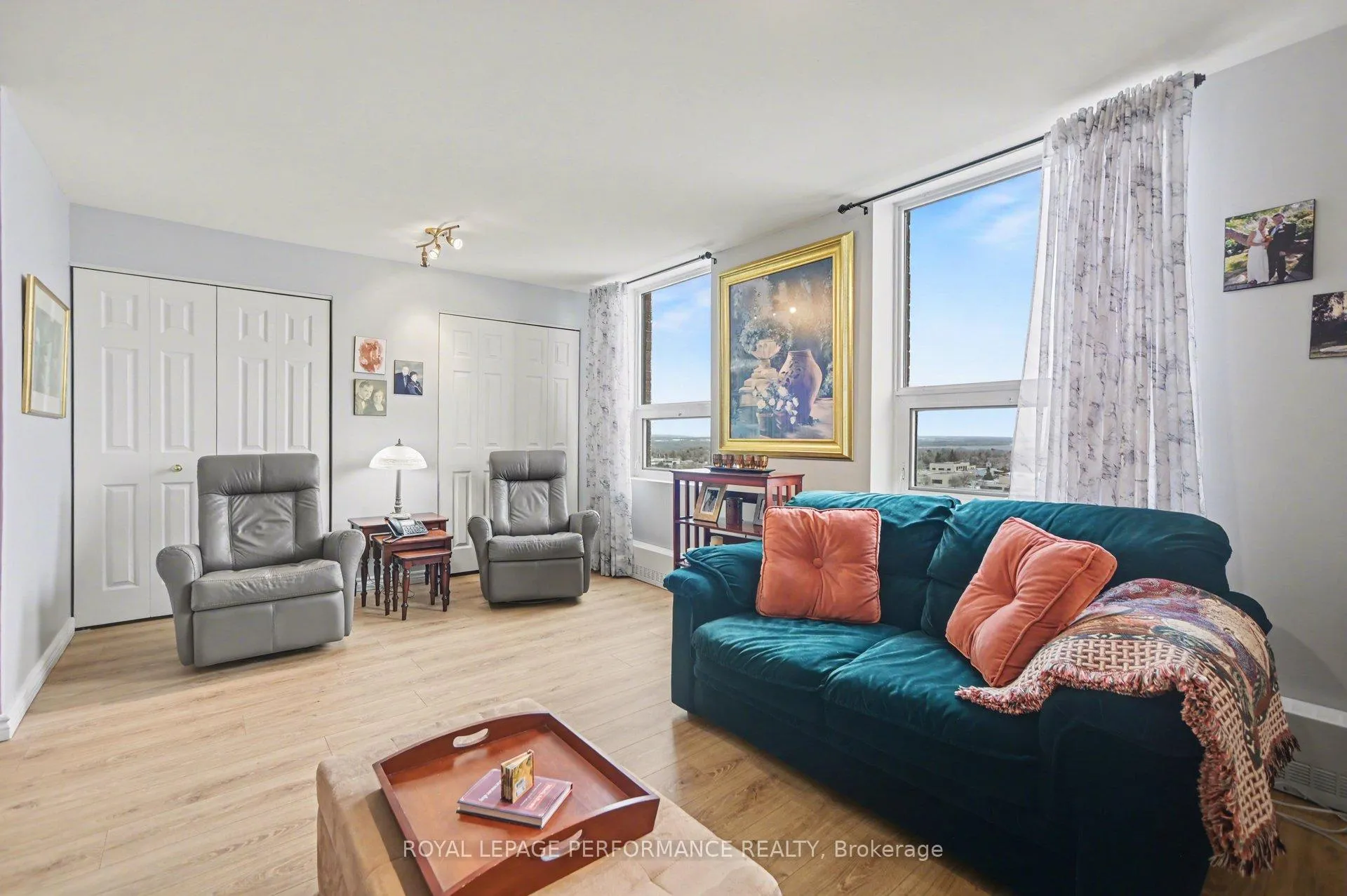 Photo 22 of Unit 1505, 665 Bathgate Drive, Ottawa, Carson Meadows — HOMEH