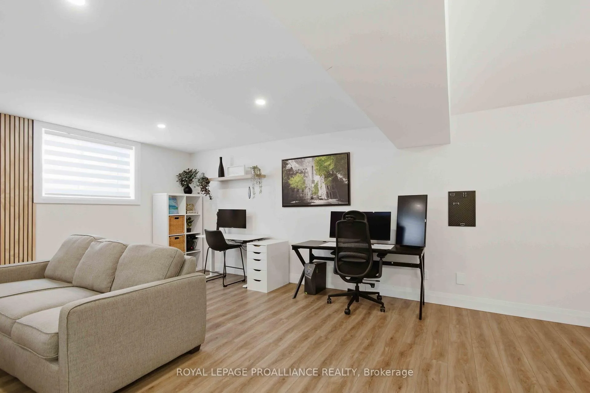 Photo 25 of 39 Schmidt Way, Quinte West, Murray Ward — HOMEH