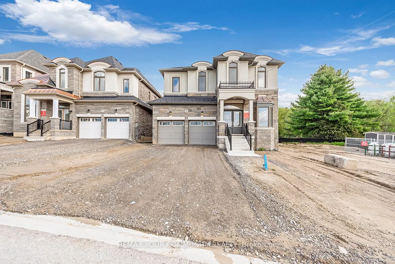 Photo 3 of 45 Raspberry Ridge Avenue, Caledon, Caledon East — HOMEH