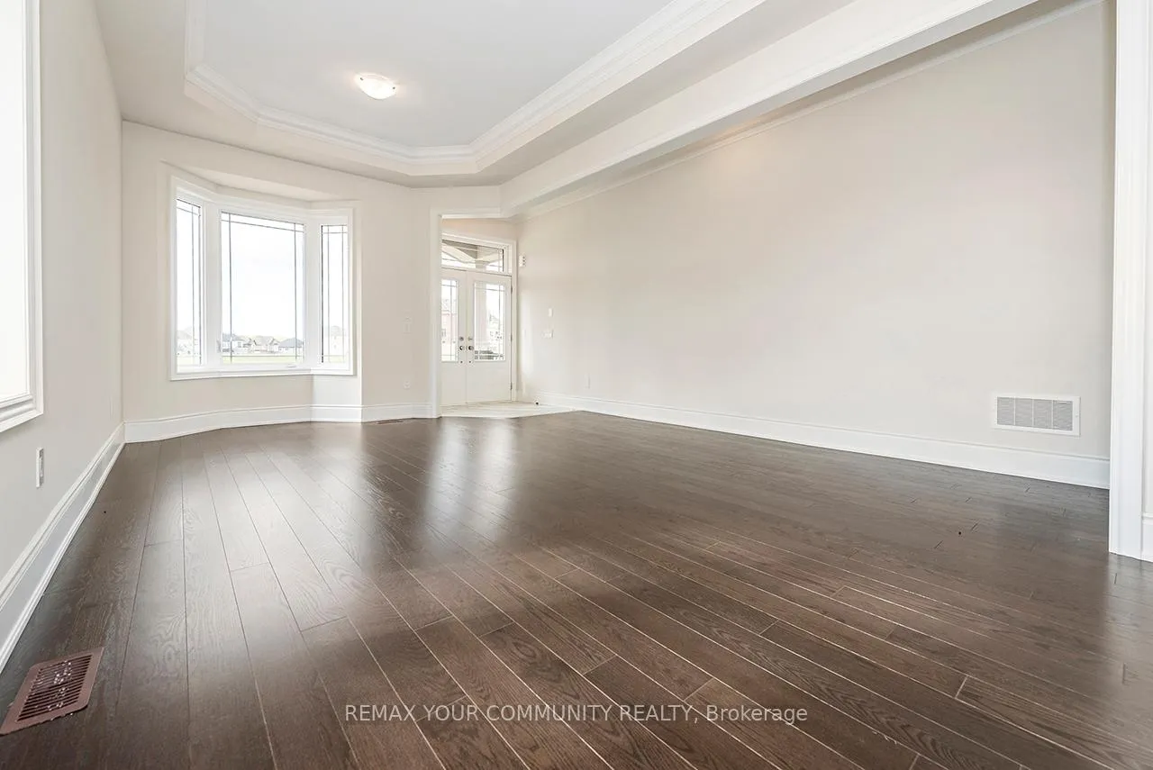 Photo 6 of 45 Raspberry Ridge Avenue, Caledon, Caledon East — HOMEH