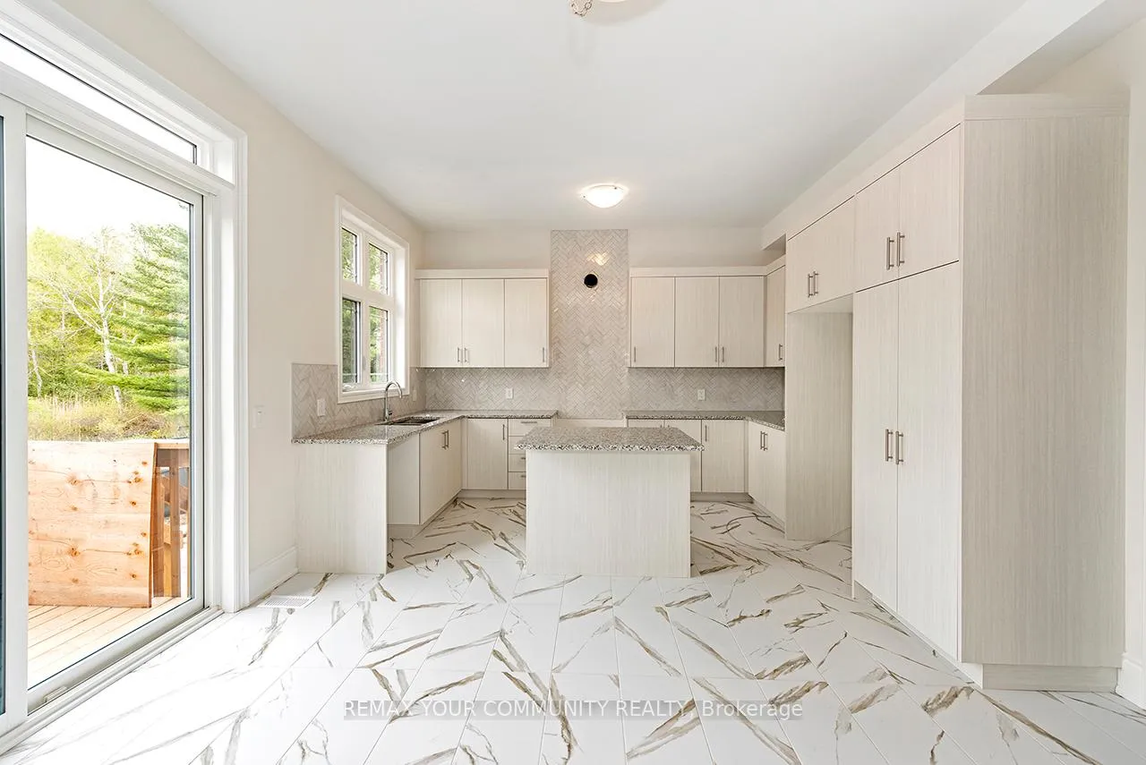 Photo 13 of 45 Raspberry Ridge Avenue, Caledon, Caledon East — HOMEH