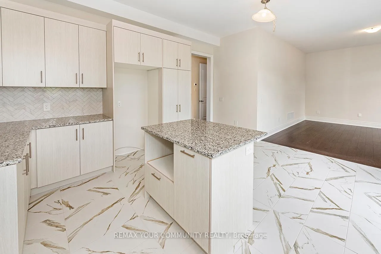 Photo 17 of 45 Raspberry Ridge Avenue, Caledon, Caledon East — HOMEH