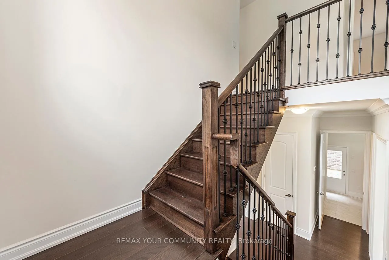 Photo 21 of 45 Raspberry Ridge Avenue, Caledon, Caledon East — HOMEH