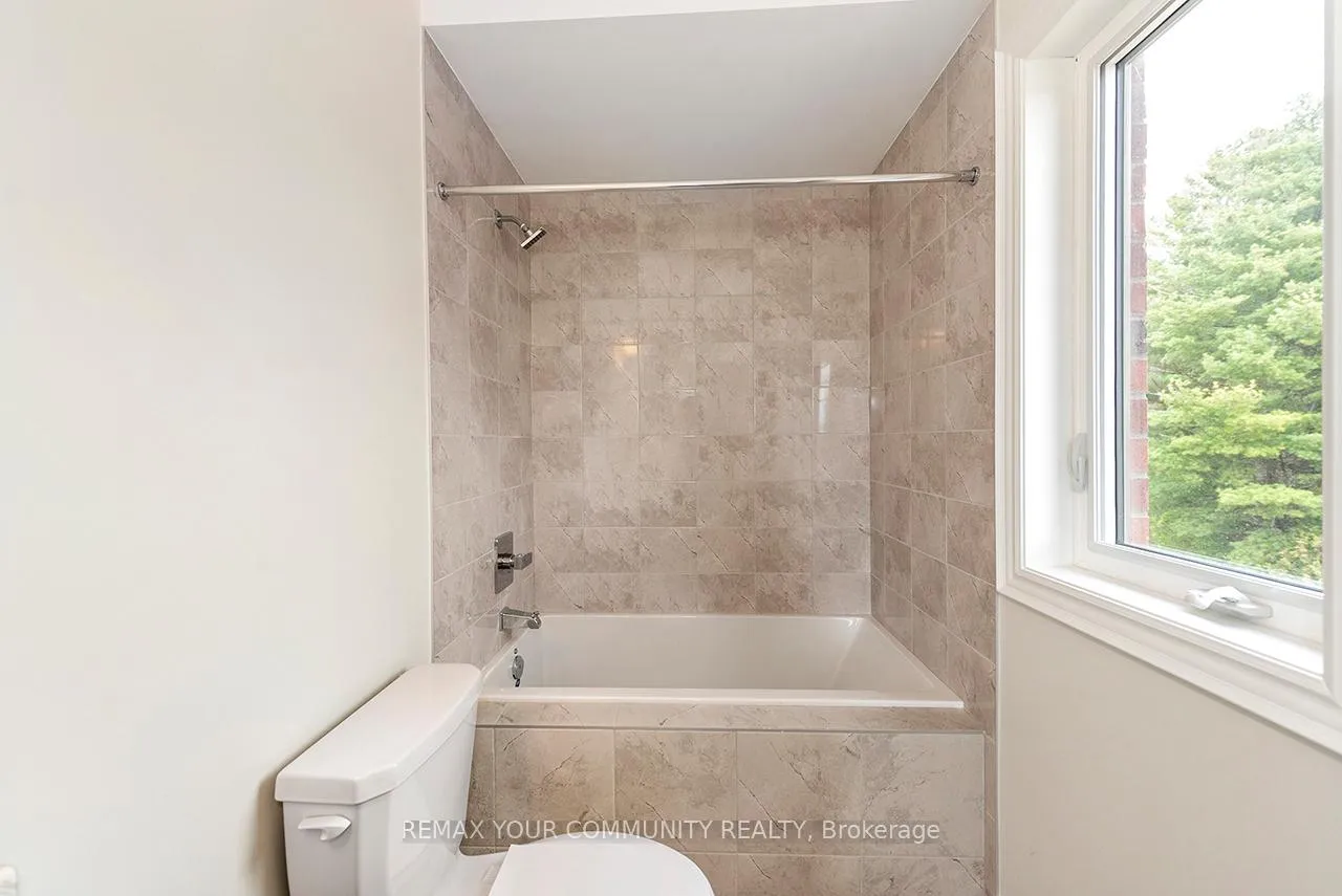 Photo 44 of 45 Raspberry Ridge Avenue, Caledon, Caledon East — HOMEH