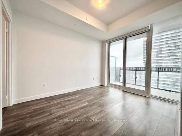 Photo 9 of Unit 4112, 8 Eglinton Avenue E, Toronto, Mount Pleasant West — HOMEH