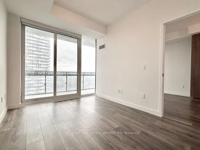 Photo 11 of Unit 4112, 8 Eglinton Avenue E, Toronto, Mount Pleasant West — HOMEH