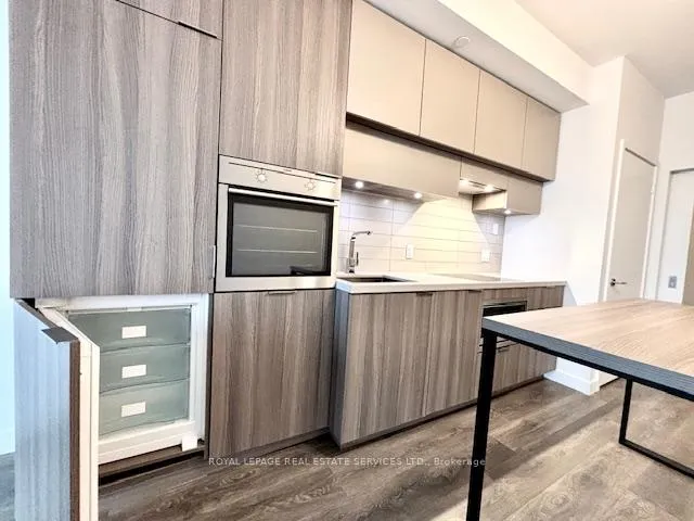 Photo 14 of Unit 4112, 8 Eglinton Avenue E, Toronto, Mount Pleasant West — HOMEH