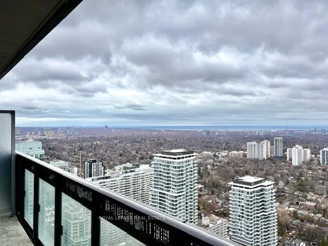 Photo 22 of Unit 4112, 8 Eglinton Avenue E, Toronto, Mount Pleasant West — HOMEH