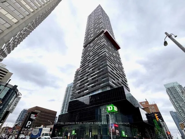 Photo 25 of Unit 4112, 8 Eglinton Avenue E, Toronto, Mount Pleasant West — HOMEH