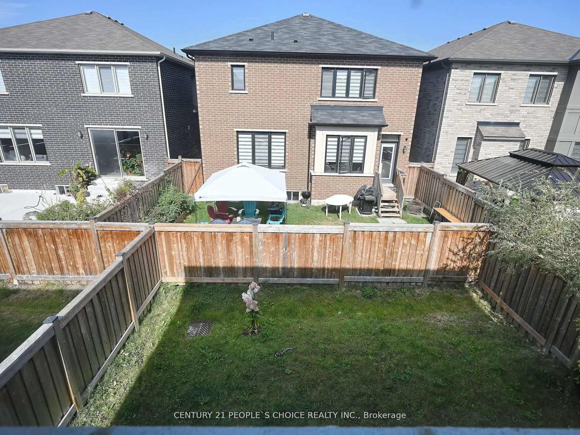 Photo 18 of 34 Cyclone Trail, Brampton, Northwest Brampton — HOMEH