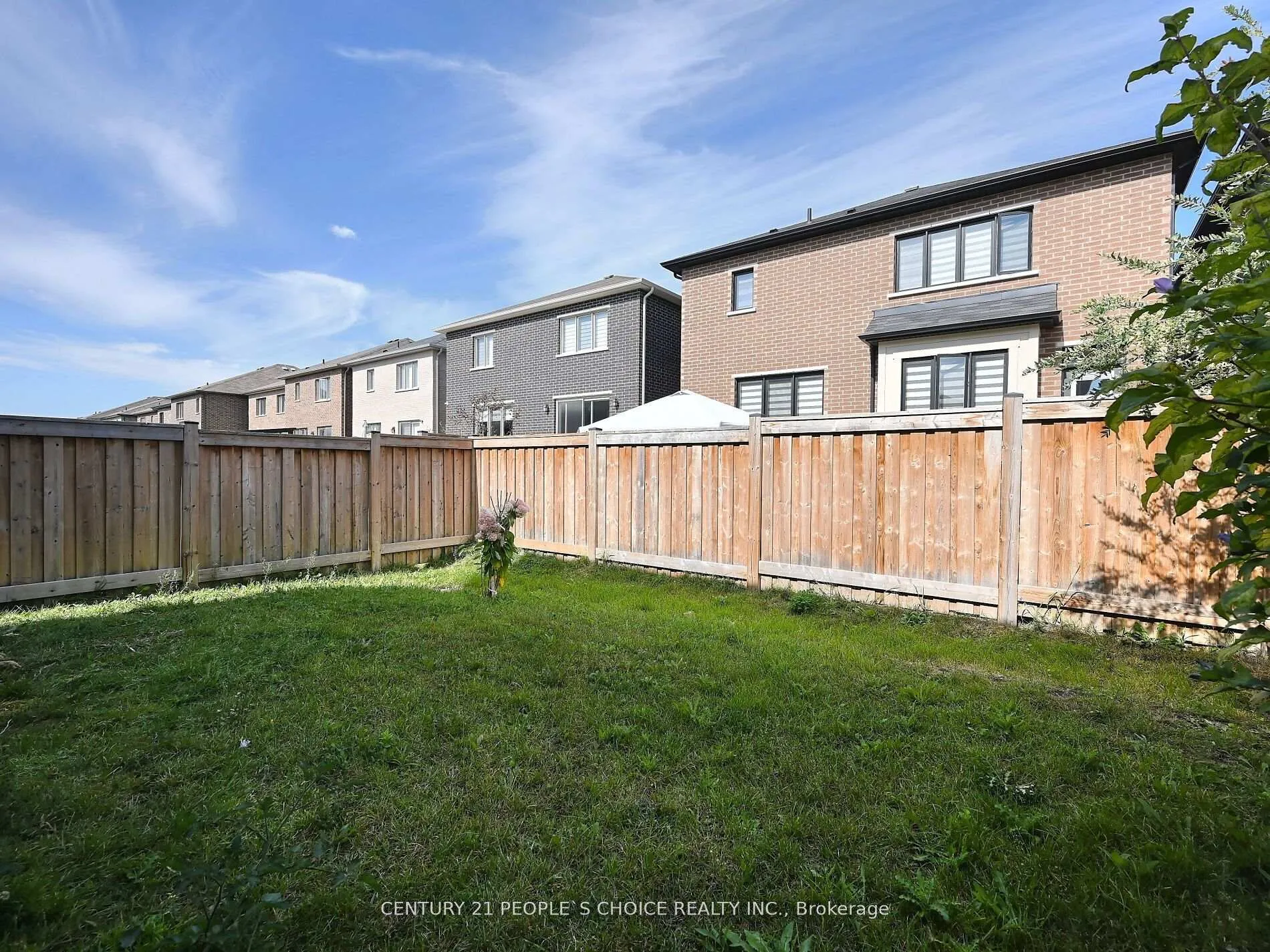 Photo 27 of 34 Cyclone Trail, Brampton, Northwest Brampton — HOMEH