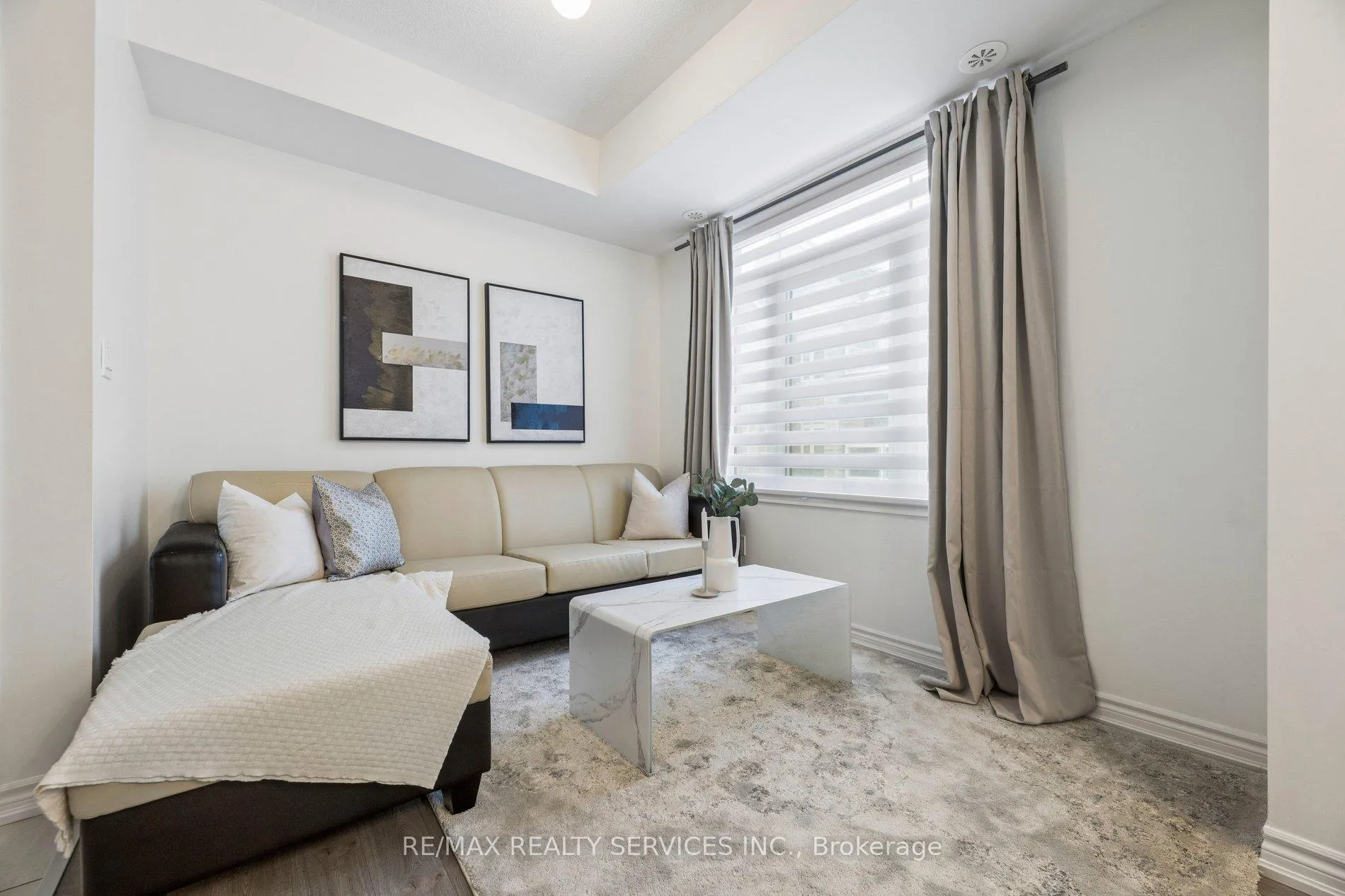 Photo 5 of 2564 Ladyfern Crossing, Pickering, Duffin Heights — HOMEH