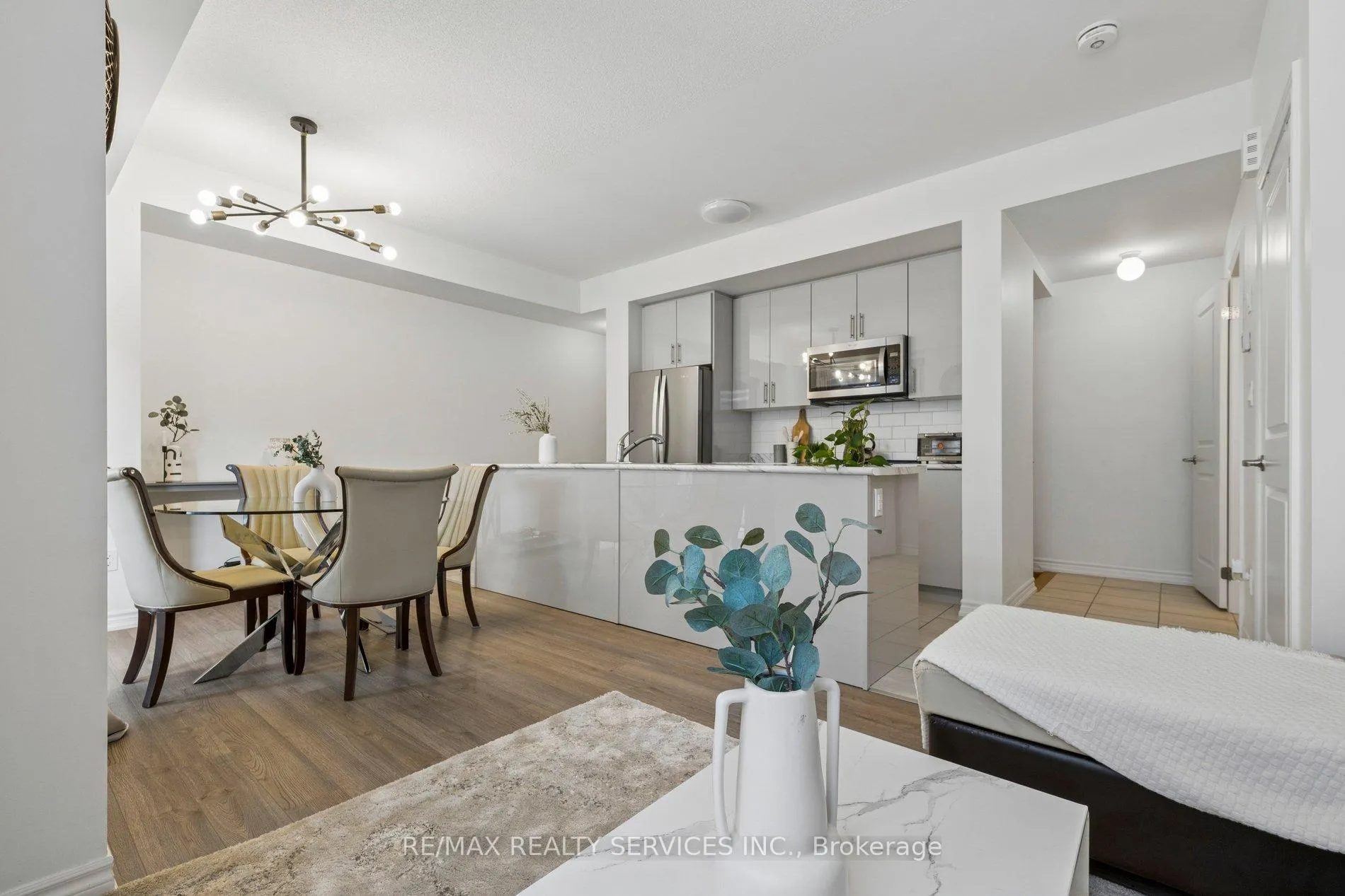 Photo 7 of 2564 Ladyfern Crossing, Pickering, Duffin Heights — HOMEH